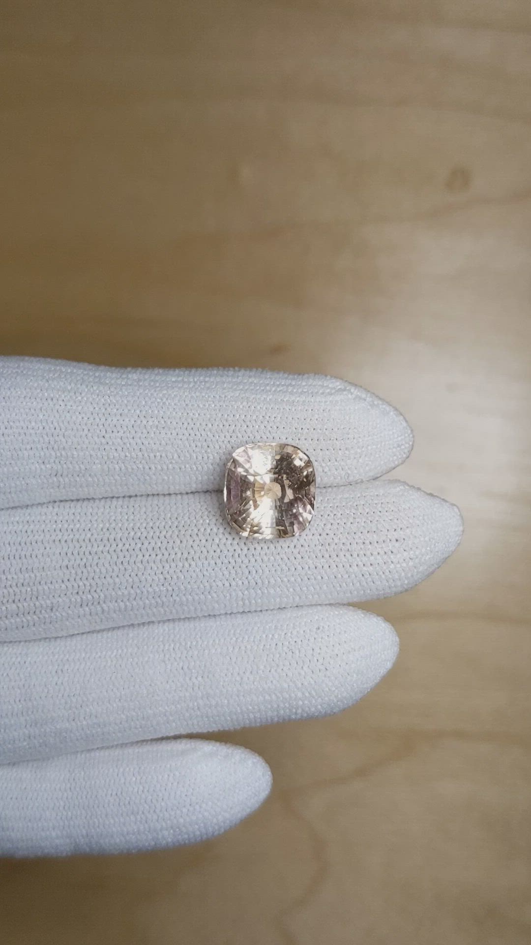8.11 Ct. Peach Sapphire from Ceylon (Sri Lanka) Size Video