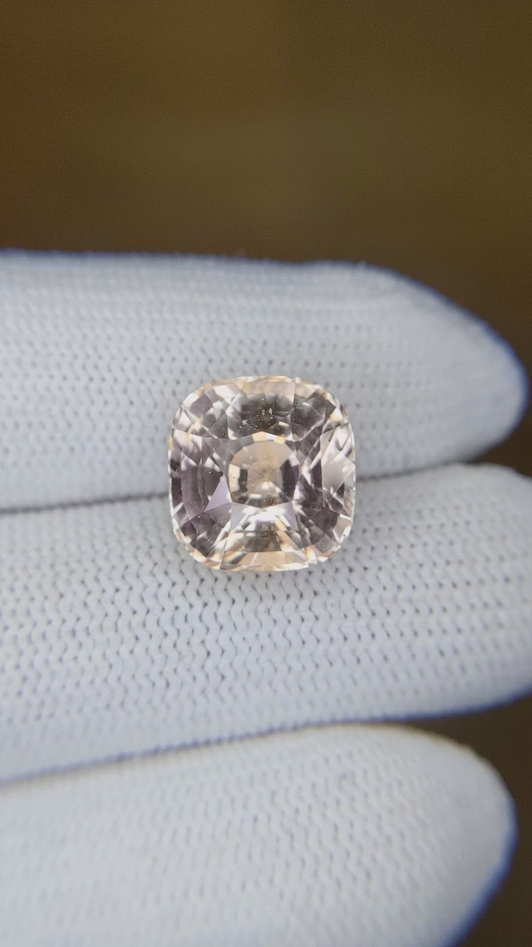 8.11 Ct. Peach Sapphire from Ceylon (Sri Lanka) Size Video
