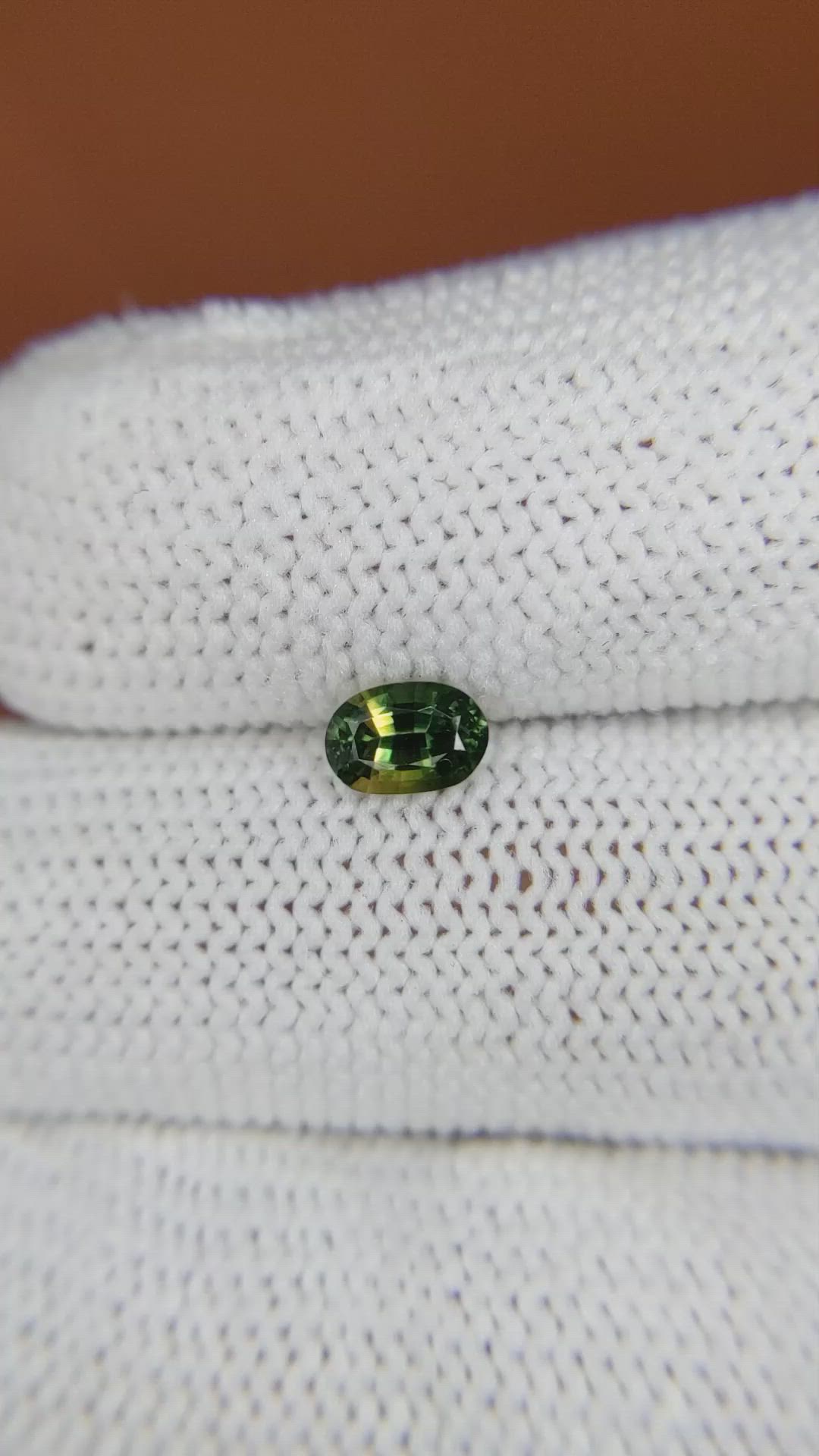 0.65 Ct. Bi Color / Parti Sapphire from Madagascar Size Video