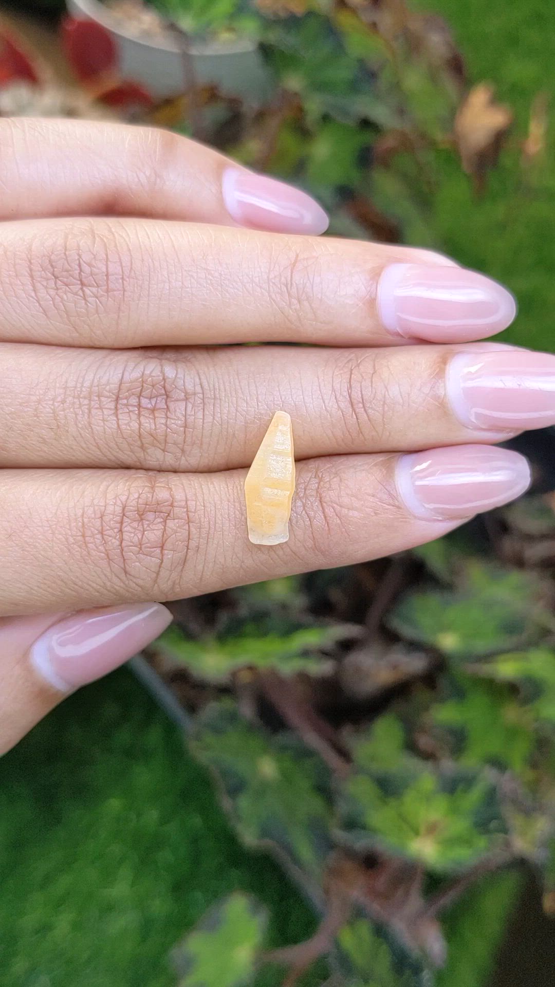 4.25 Ct. Yellow Sapphire from Ceylon (Sri Lanka) Size Video