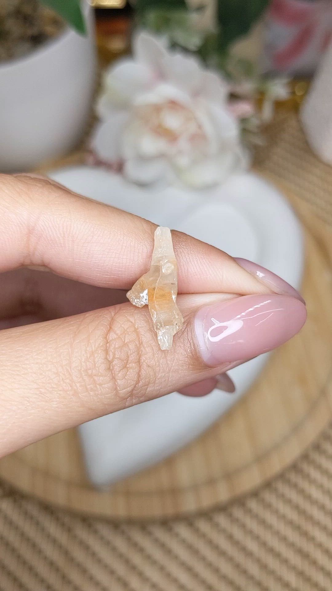 5.85 Ct. Yellow Sapphire from Ceylon (Sri Lanka) Size Video