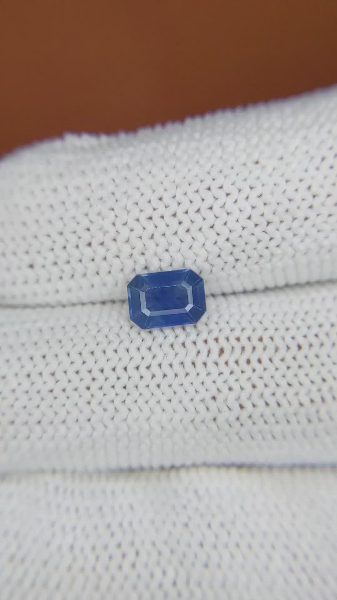 0.97 Ct. Blue Sapphire from Ceylon (Sri Lanka) Size Video