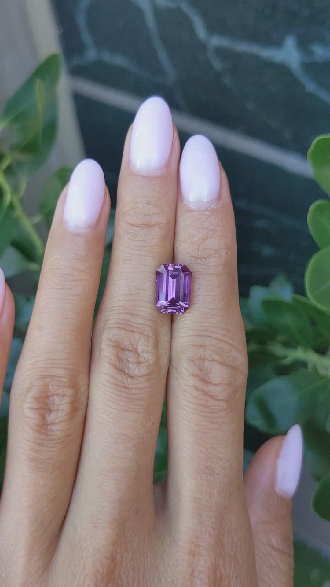 4.63 Ct. Purple Sapphire from Ceylon (Sri Lanka) Size Video