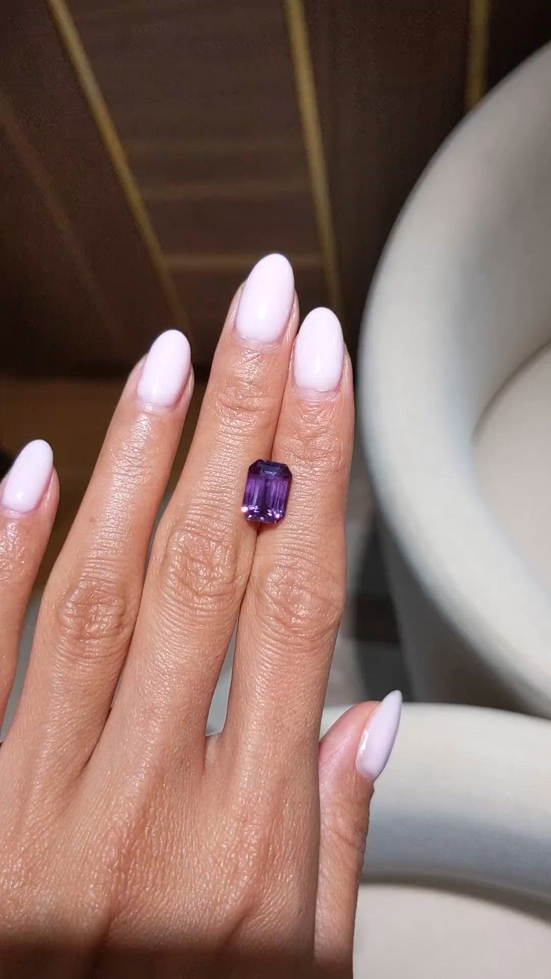 4.63 Ct. Purple Sapphire from Ceylon (Sri Lanka) Size Video