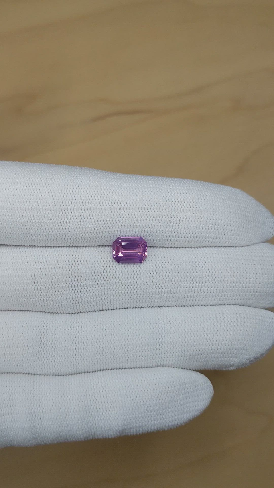 2.22 Ct. Purplish Pink Sapphire from Ceylon (Sri Lanka) Size Video