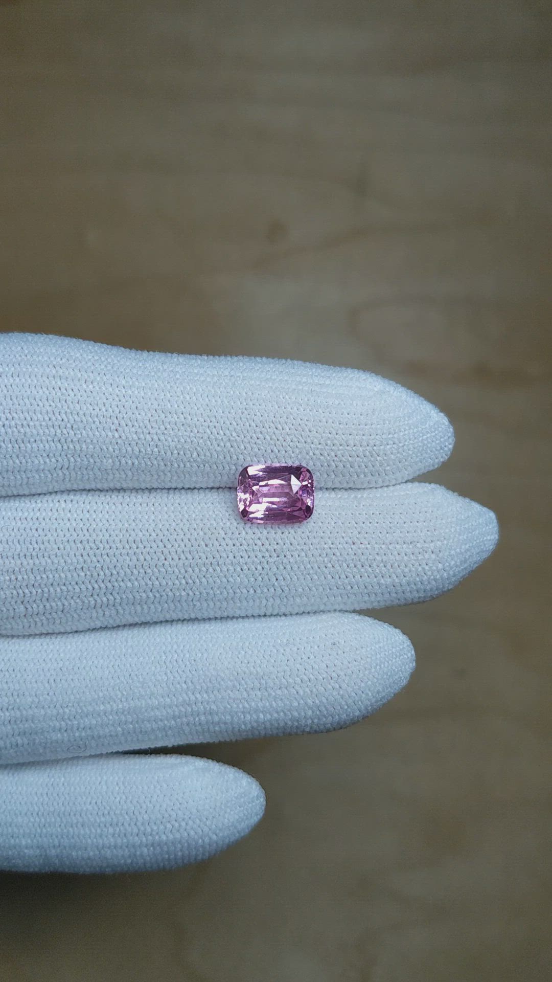 2.56 Ct. Purplish Pink Sapphire from Ceylon (Sri Lanka) Size Video