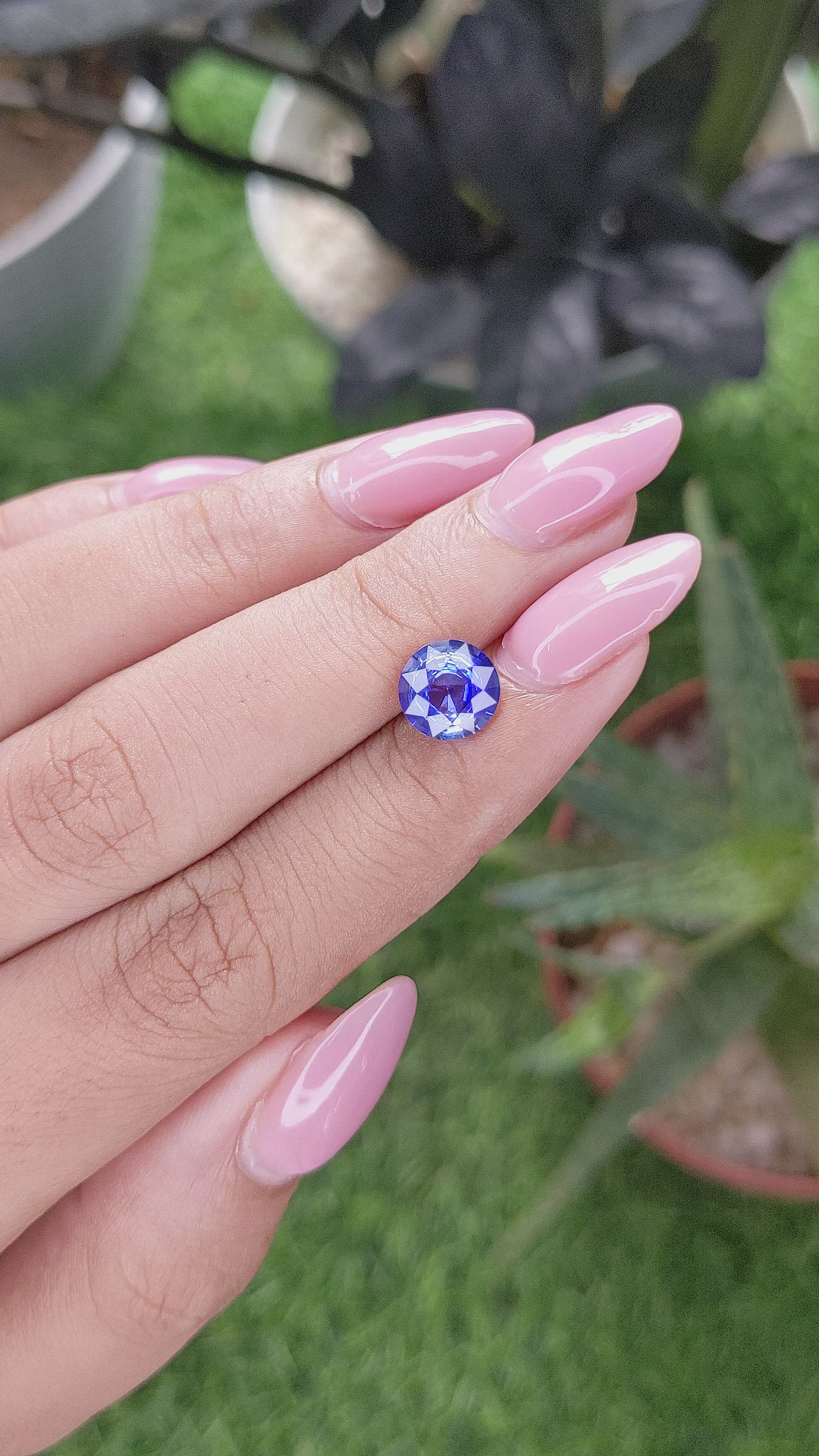 2.04 Ct. Blue Sapphire from Ceylon (Sri Lanka) Size Video