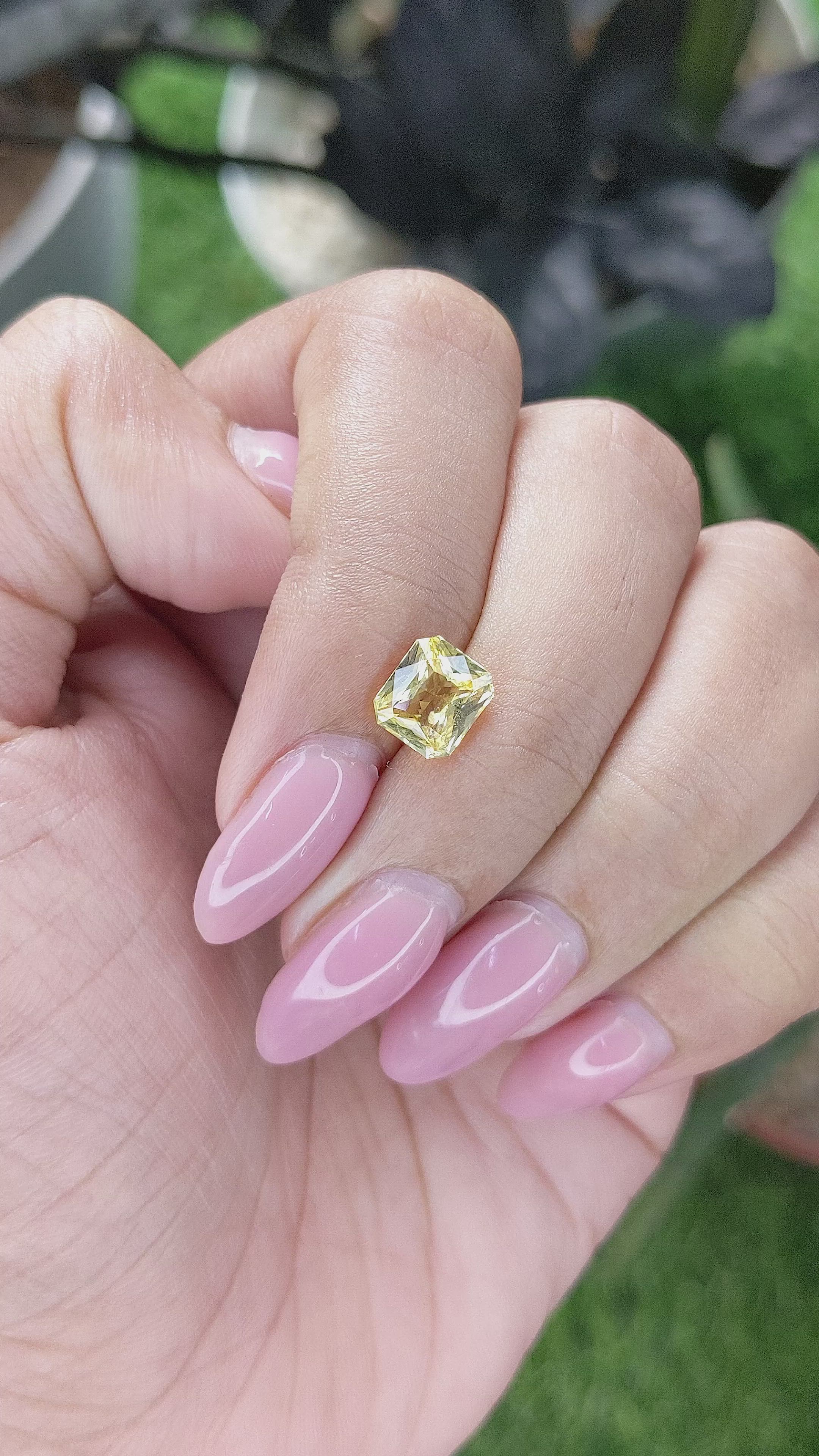 1.92 Ct. Yellow Sapphire from Ceylon (Sri Lanka) Size Video