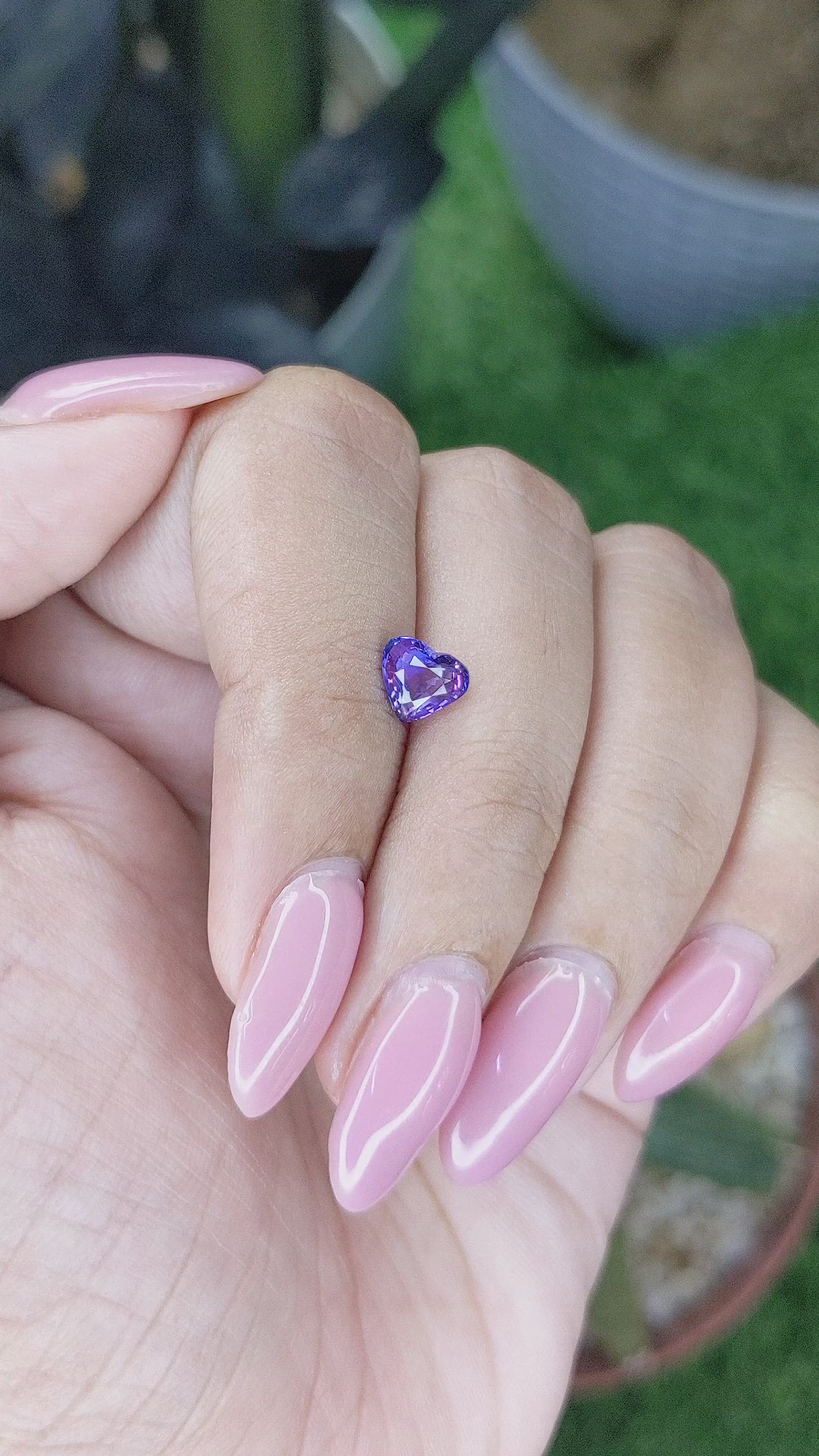 1.03 Ct. Pinkish Purple Sapphire from Ceylon (Sri Lanka) Size Video