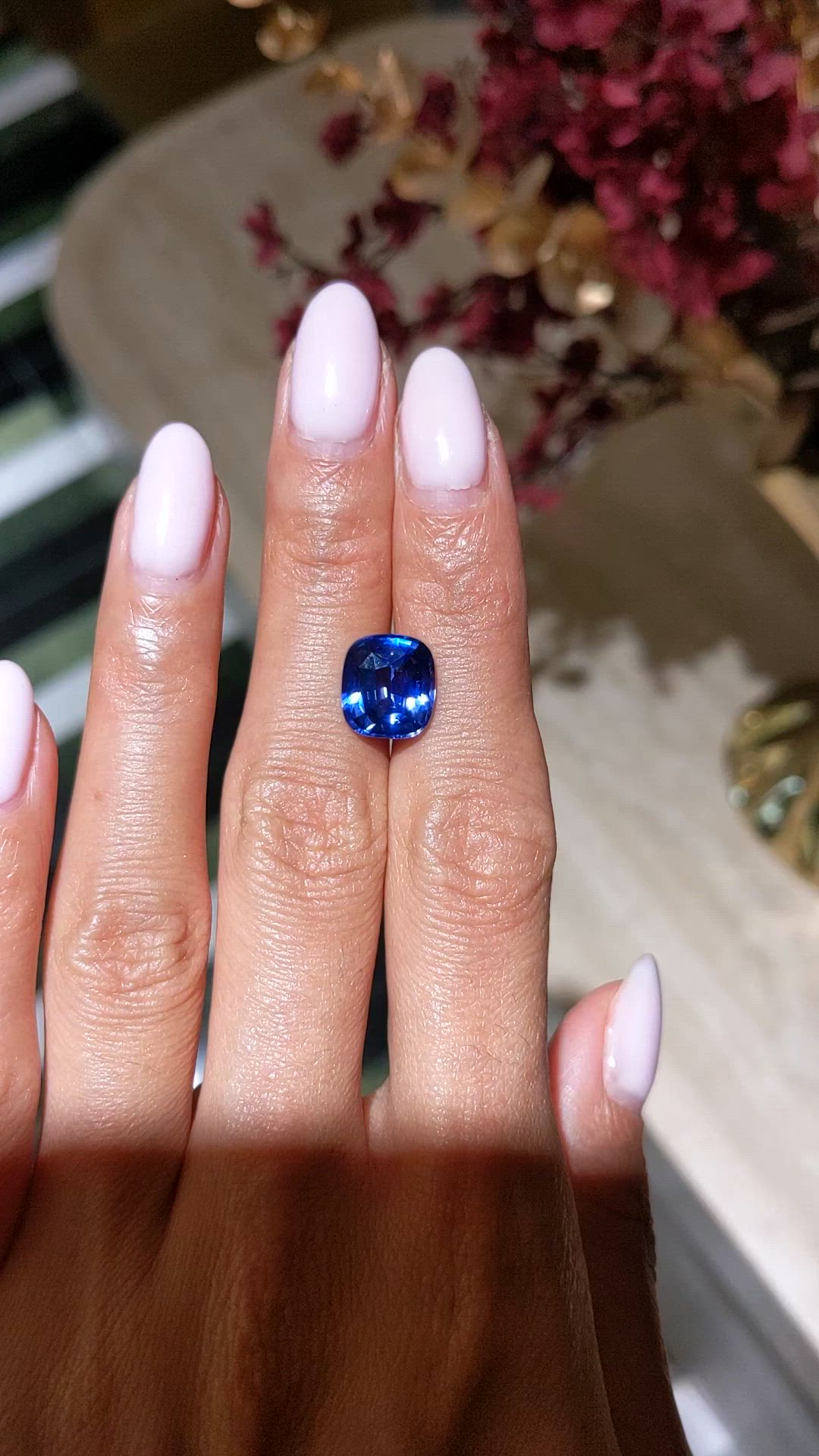 5.50 Ct. Blue Sapphire from Ceylon (Sri Lanka) Size Video