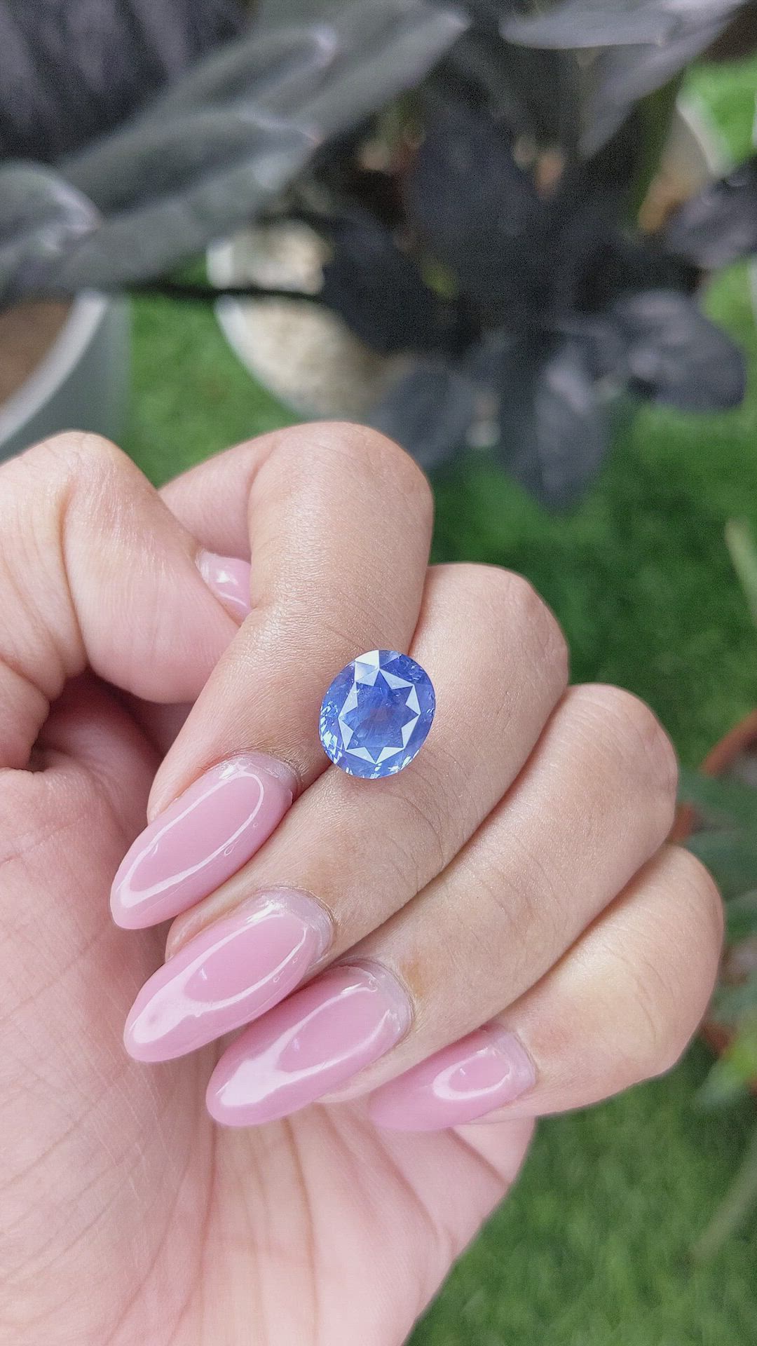 5.21 Ct. Blue Sapphire from Ceylon (Sri Lanka) Size Video