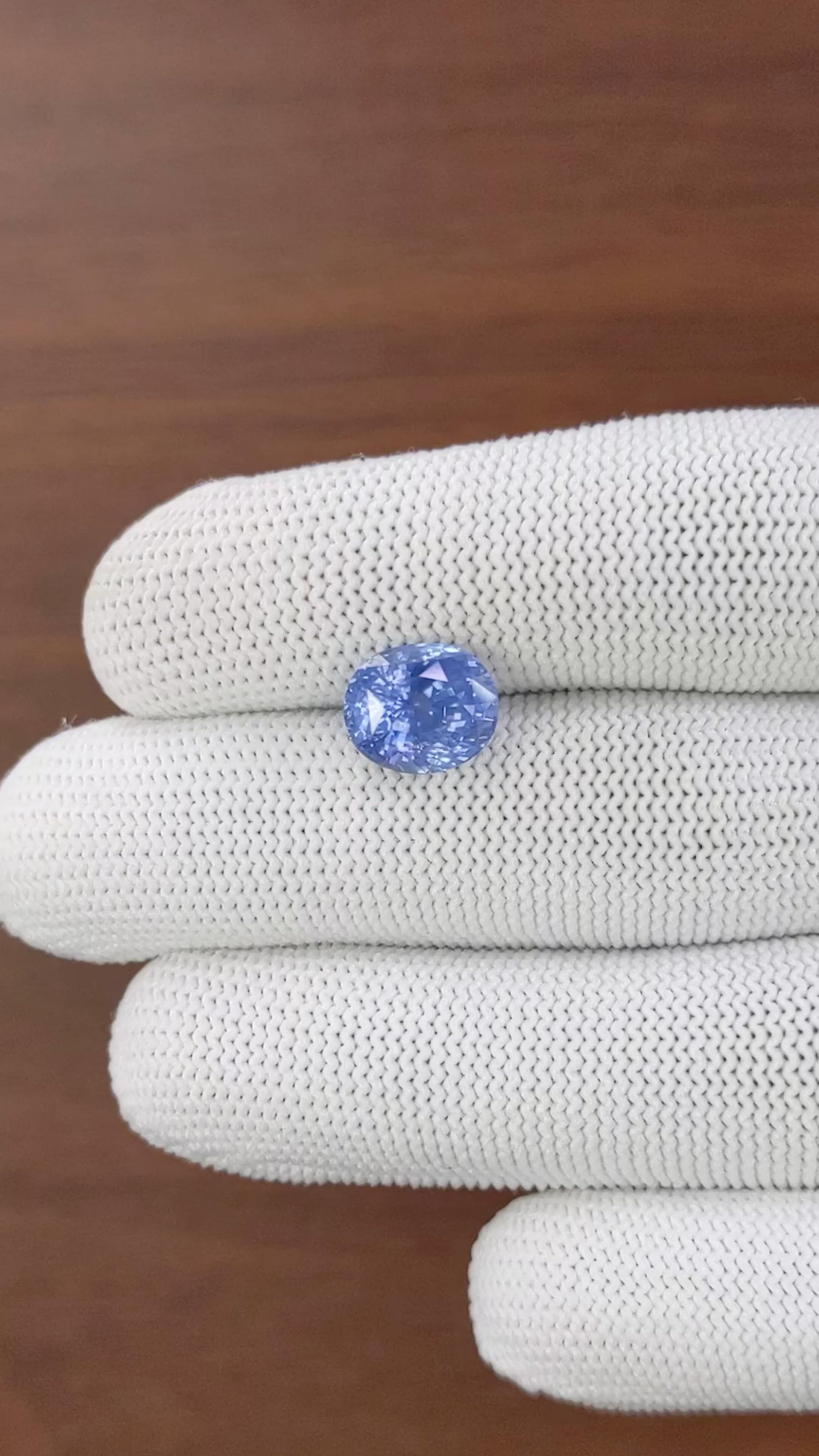 5.21 Ct. Blue Sapphire from Ceylon (Sri Lanka) Size Video