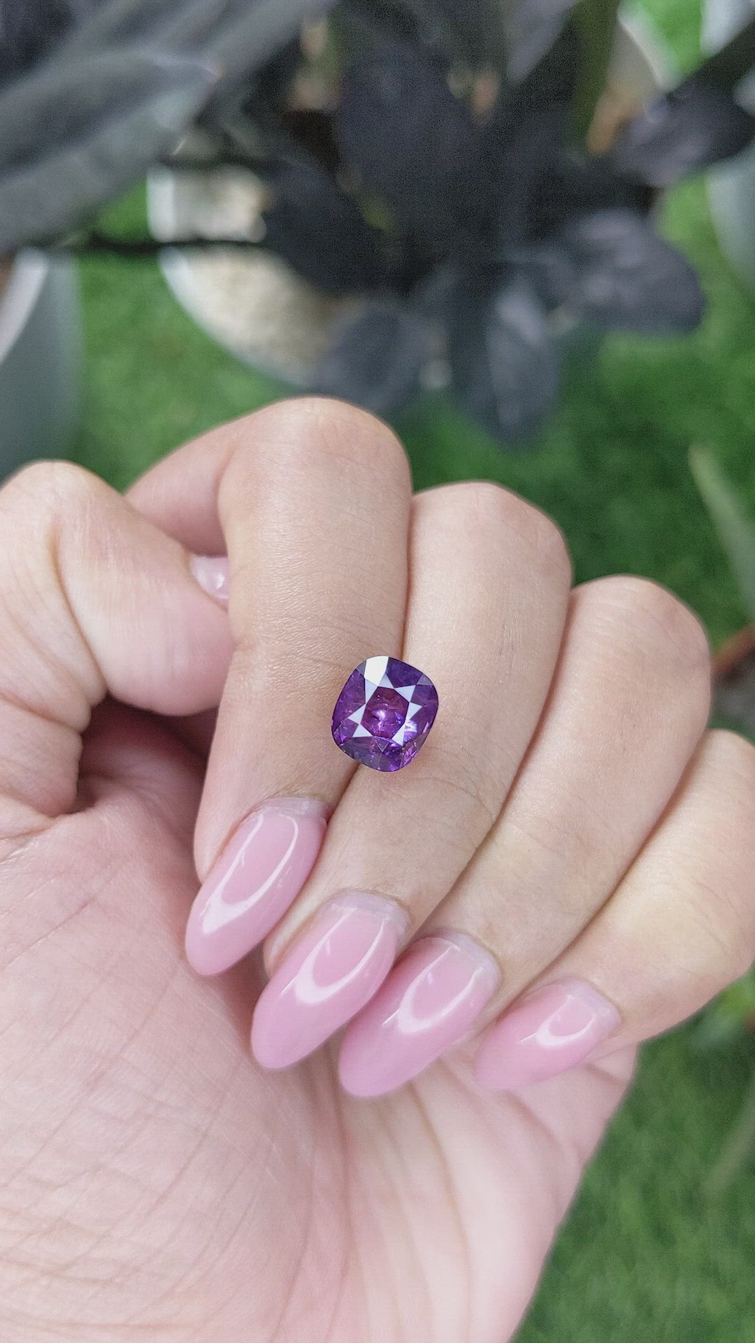 4.32 Ct. Pinkish Purple Sapphire from Tanzania Size Video