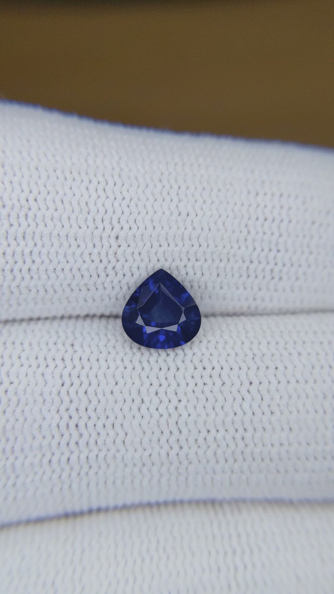 1.31 Ct. Blue Sapphire from Ceylon (Sri Lanka) Size Video