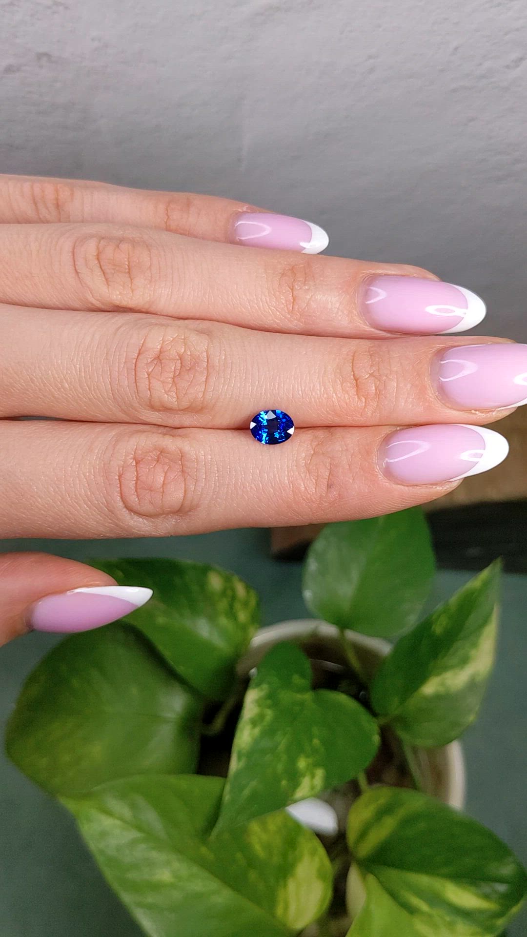 1.13 Ct. Blue Sapphire from Ceylon (Sri Lanka) Size Video