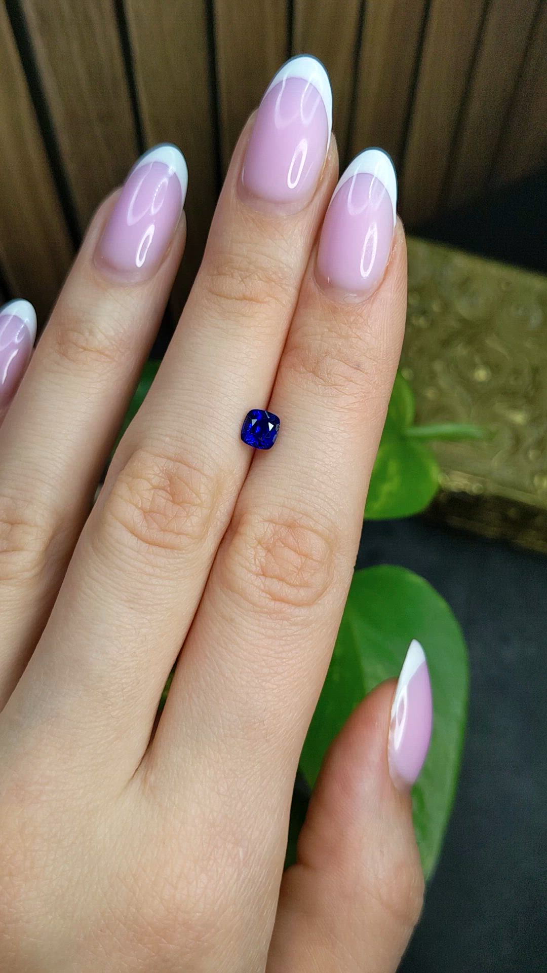 0.91 Ct. Blue Sapphire from Ceylon (Sri Lanka) Size Video
