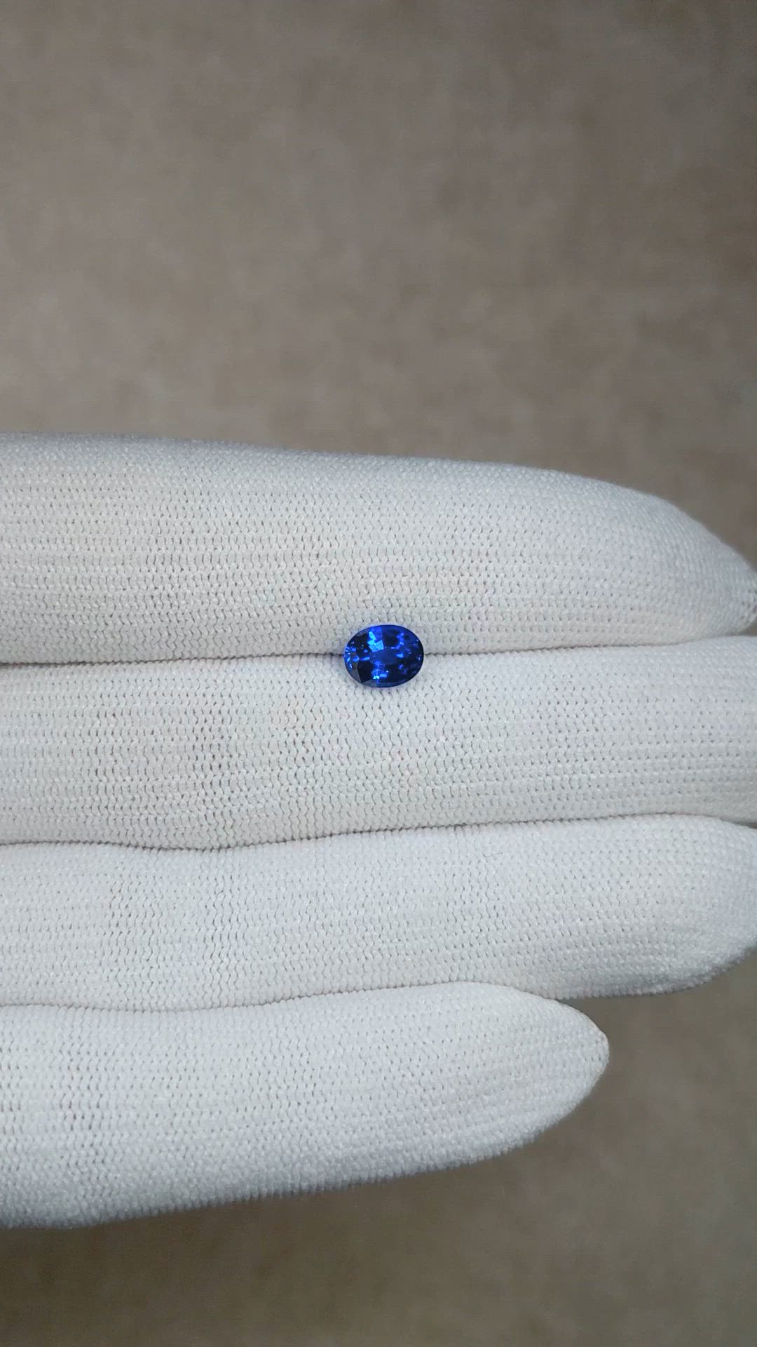 1.24 Ct. Blue Sapphire from Ceylon (Sri Lanka) Size Video