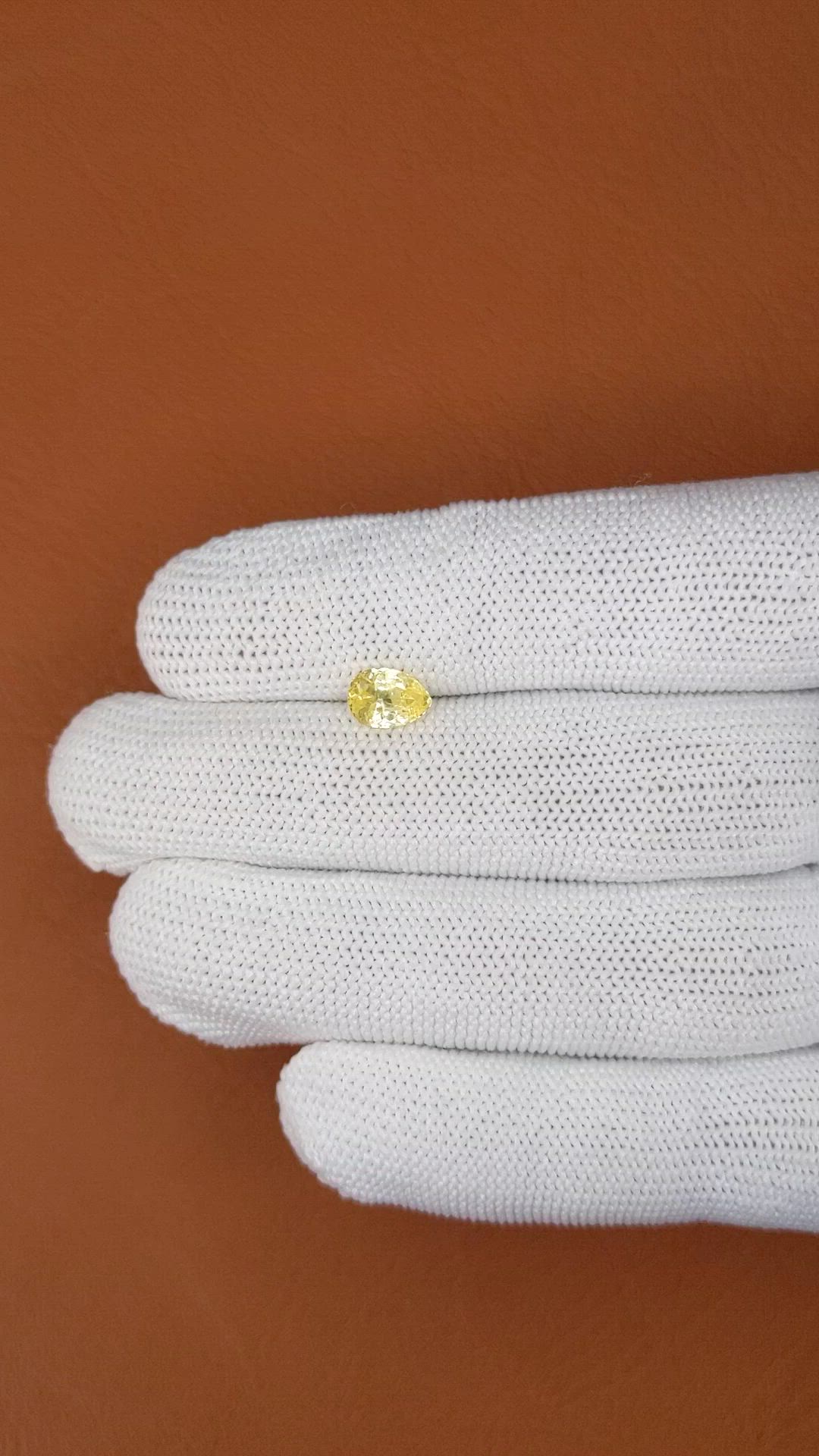 1.27 Ct. Yellow Sapphire from Ceylon (Sri Lanka) Size Video