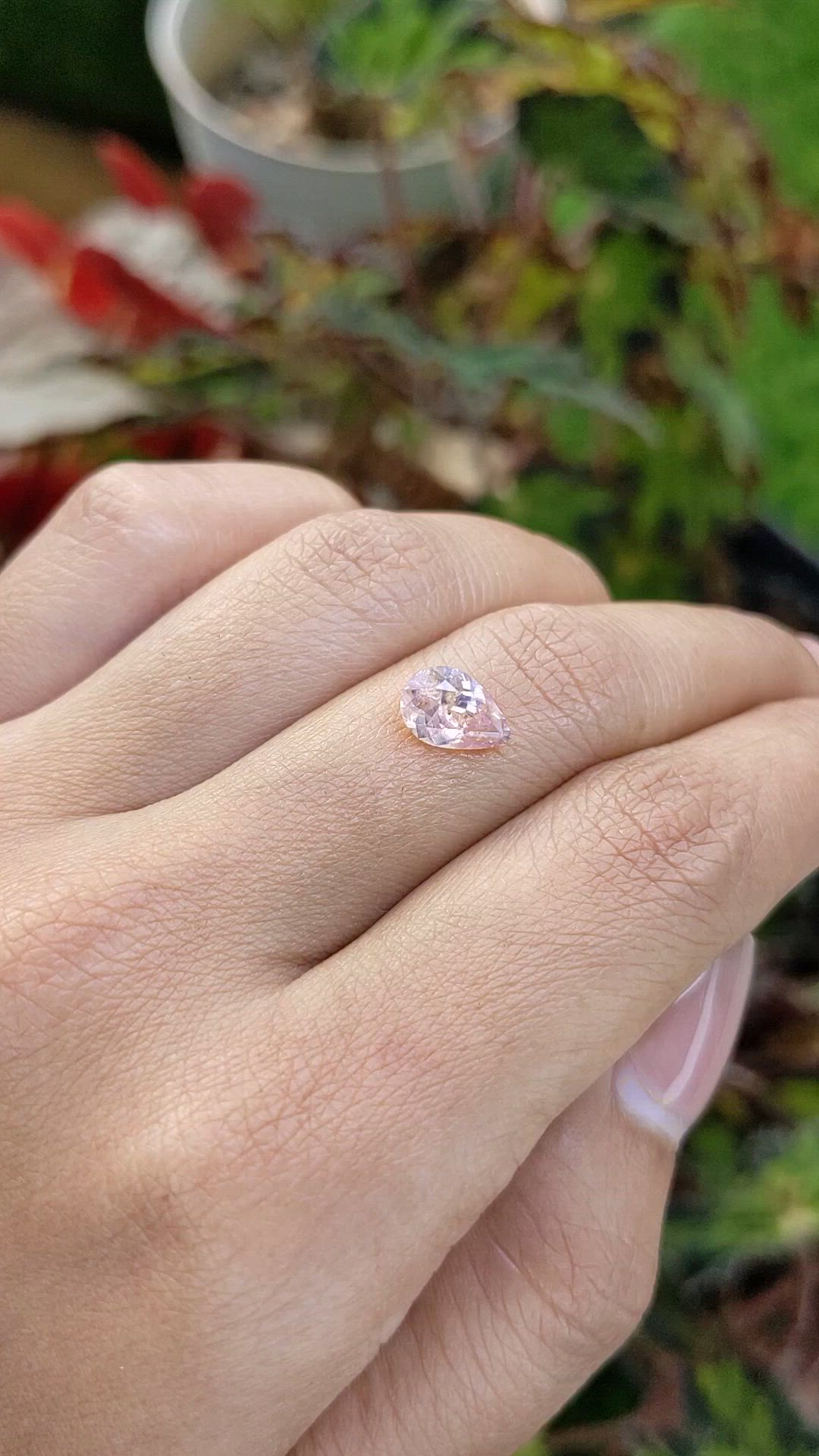 1.36 Ct. Padparadscha Sapphire from Ceylon (Sri Lanka) Size Video