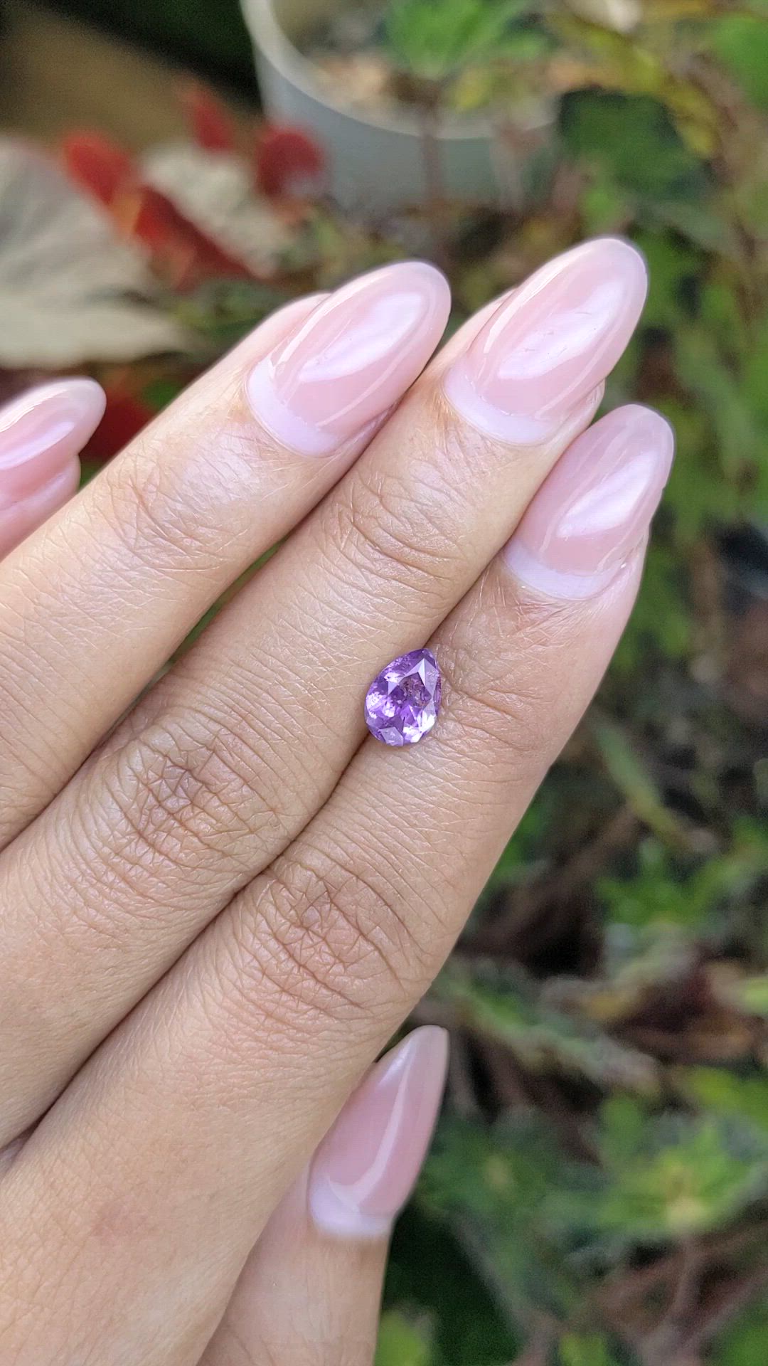 1.10 Ct. Pinkish Purple Sapphire from Ceylon (Sri Lanka) Size Video