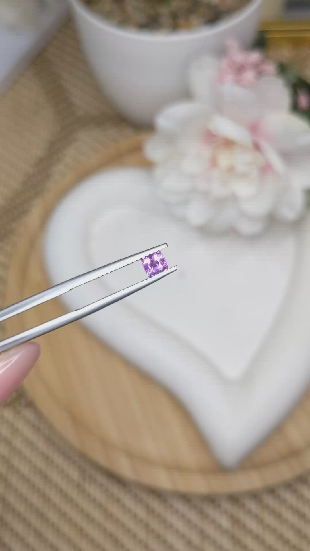 0.50 Ct. Pinkish Purple Sapphire from Ceylon (Sri Lanka) Size Video