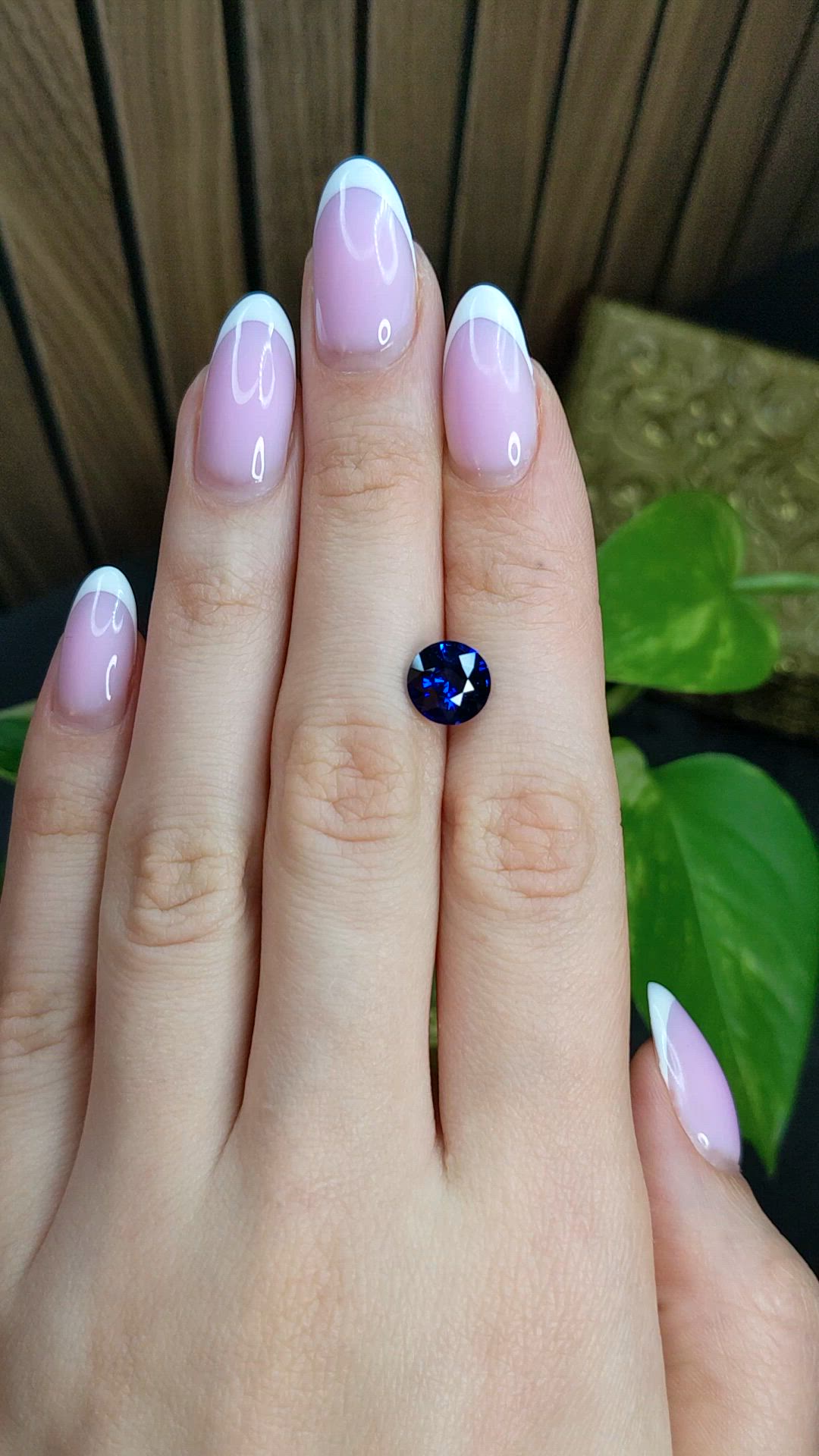 2.76 Ct. Blue Sapphire from Ceylon (Sri Lanka) Size Video