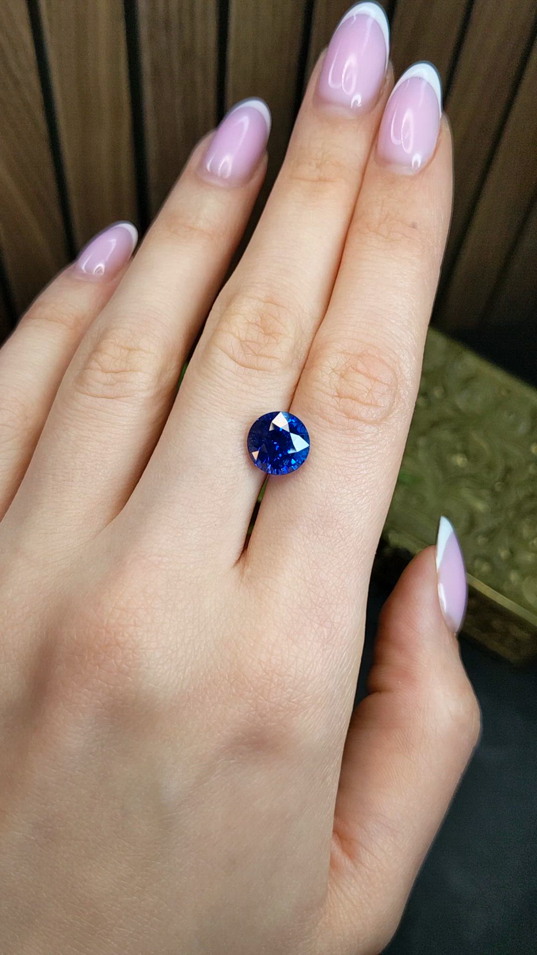5.14 Ct. Blue Sapphire from Ceylon (Sri Lanka) Size Video