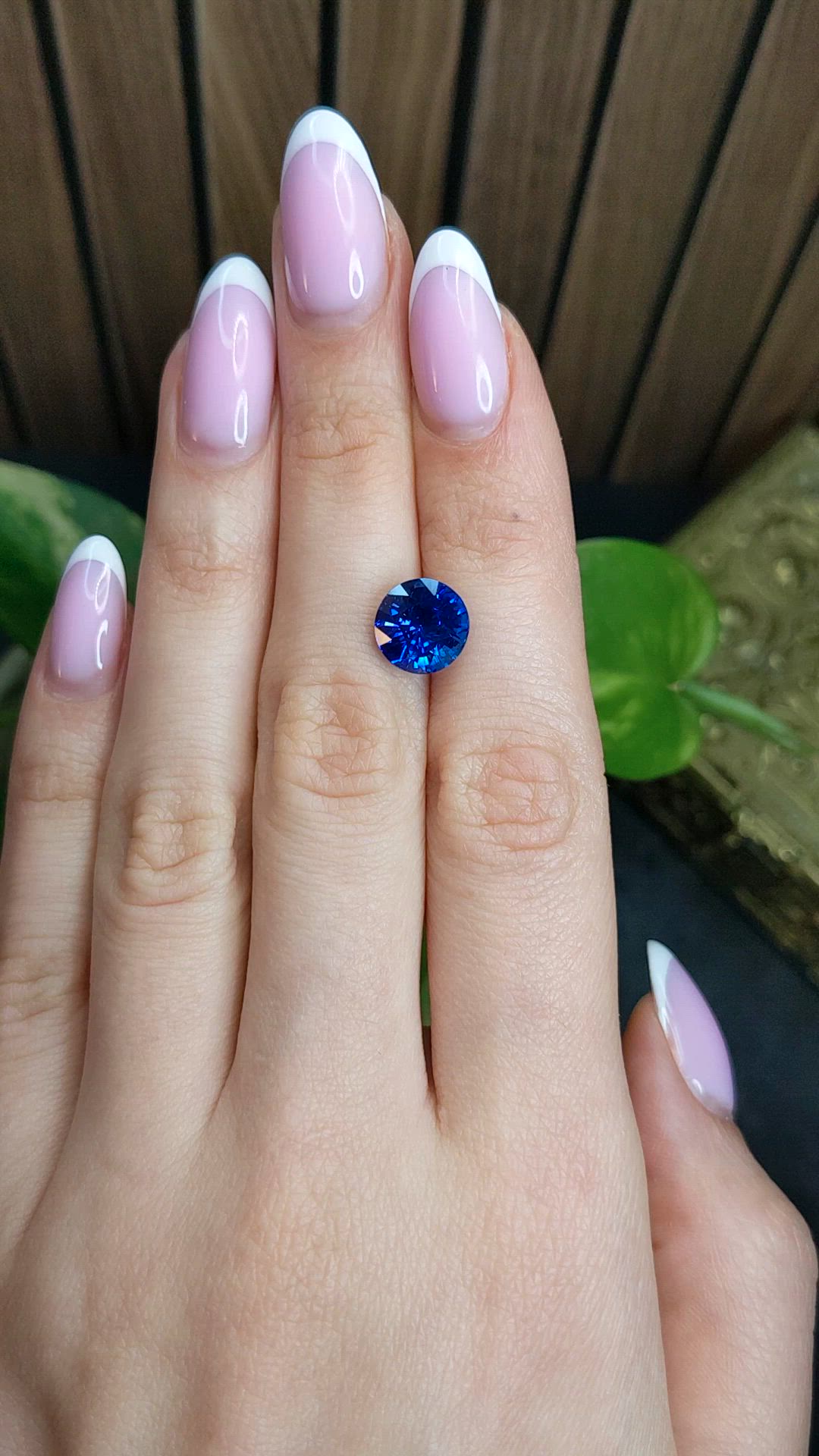 5.14 Ct. Blue Sapphire from Ceylon (Sri Lanka) Size Video