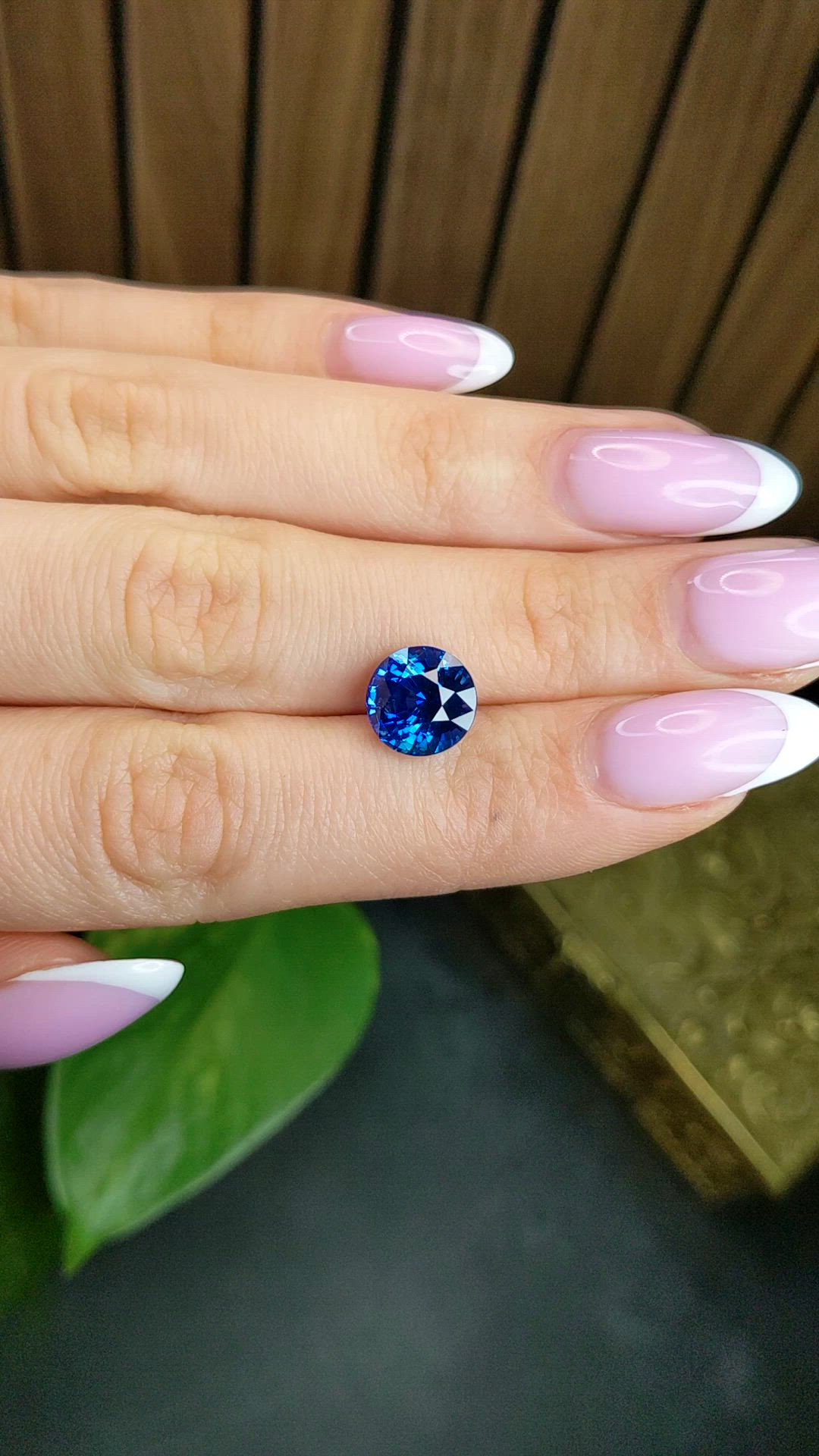 5.14 Ct. Blue Sapphire from Ceylon (Sri Lanka) Size Video