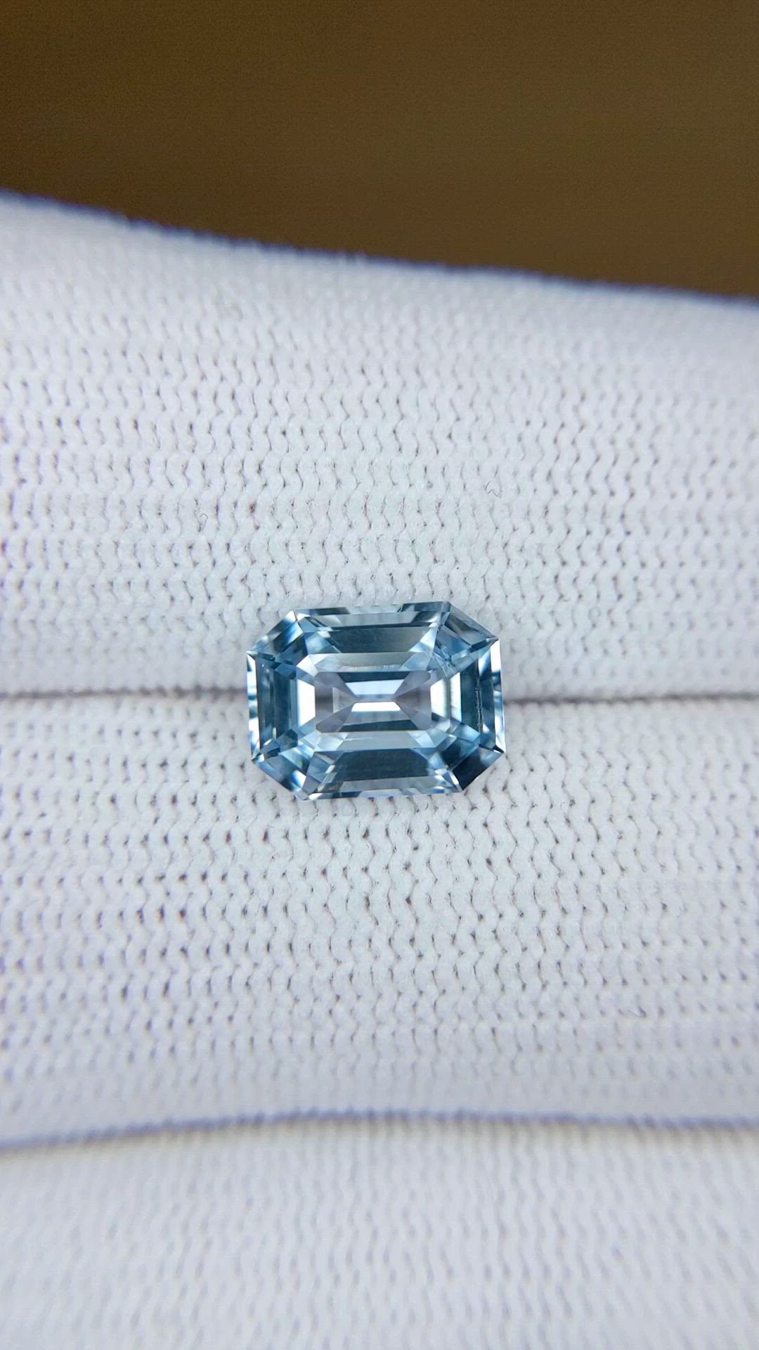3.46 Ct. Blue Sapphire from Ceylon (Sri Lanka) Size Video