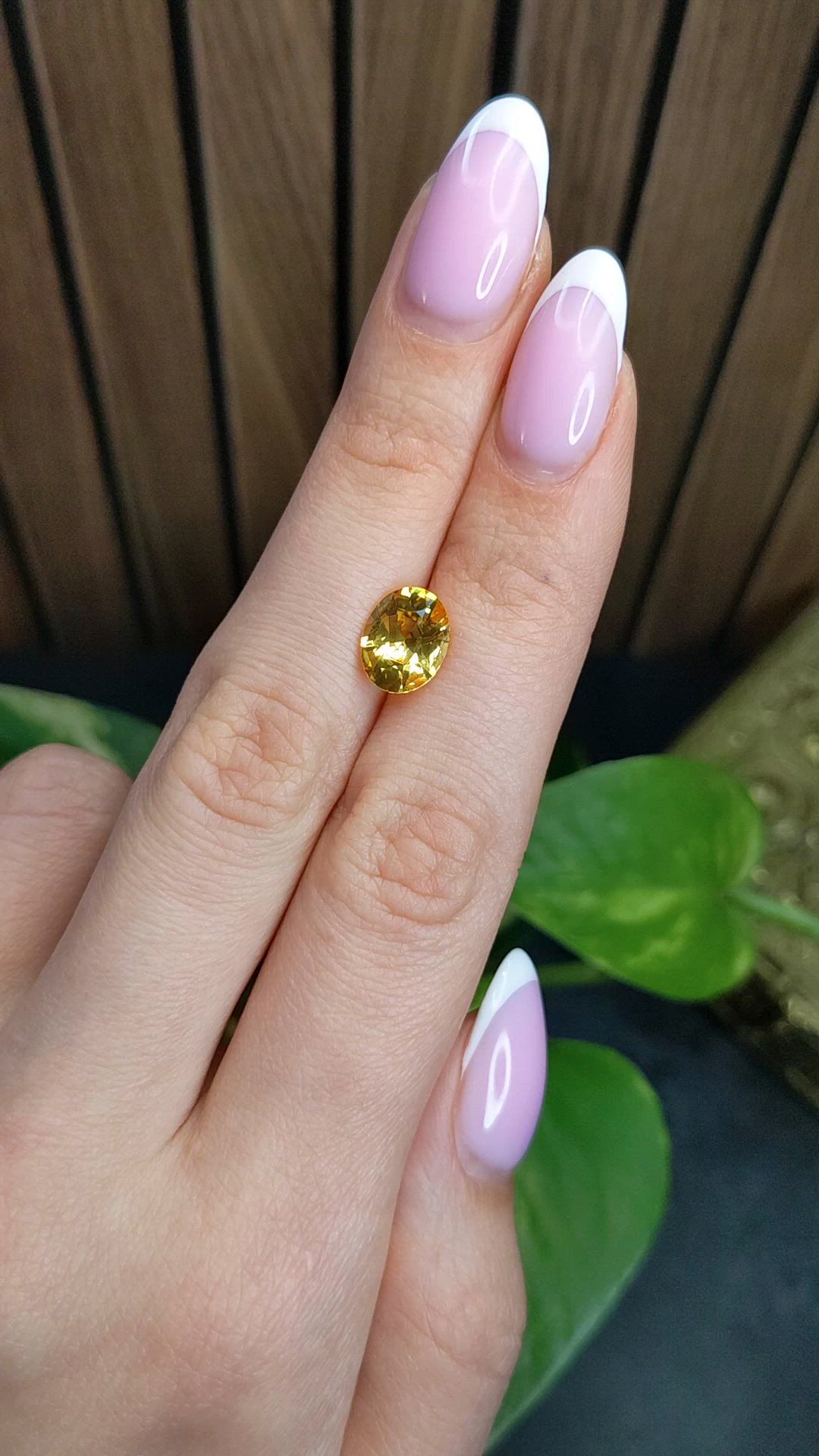 3.37 Ct. Yellow Sapphire from Ceylon (Sri Lanka) Size Video