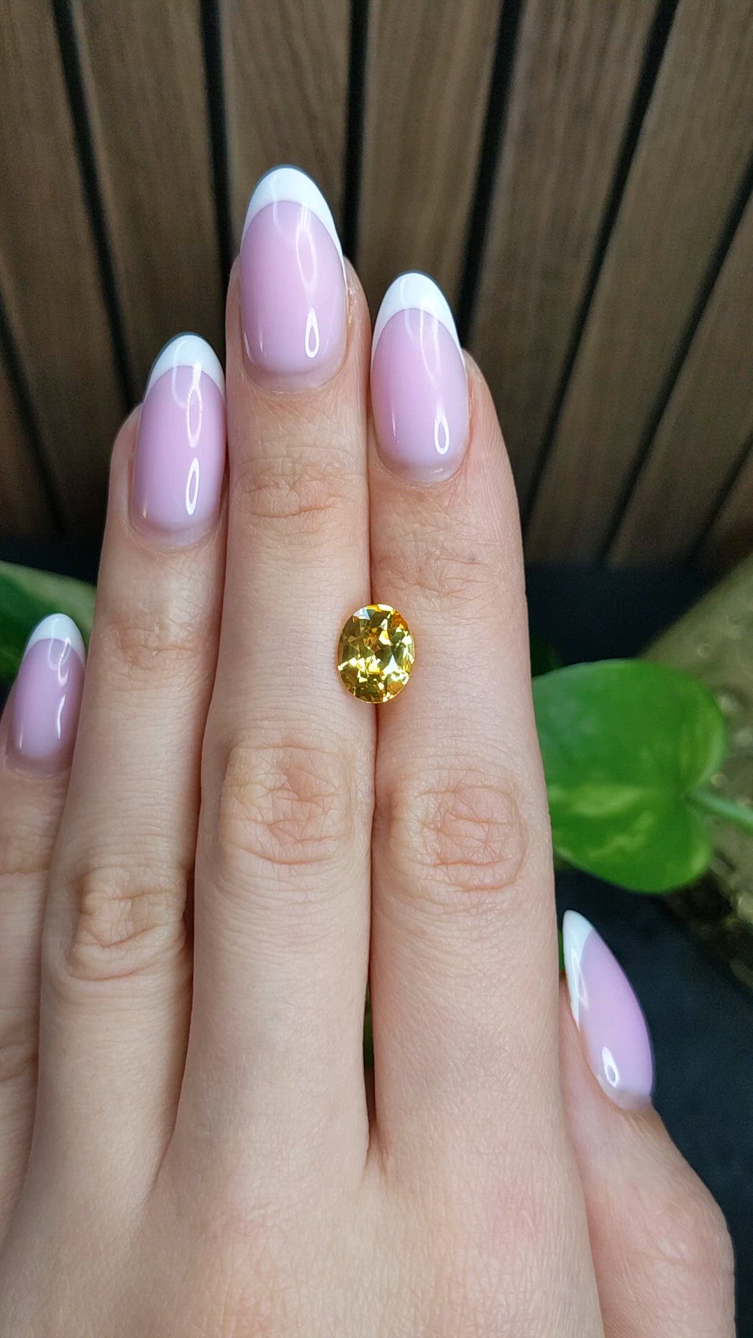 3.37 Ct. Yellow Sapphire from Ceylon (Sri Lanka) Size Video
