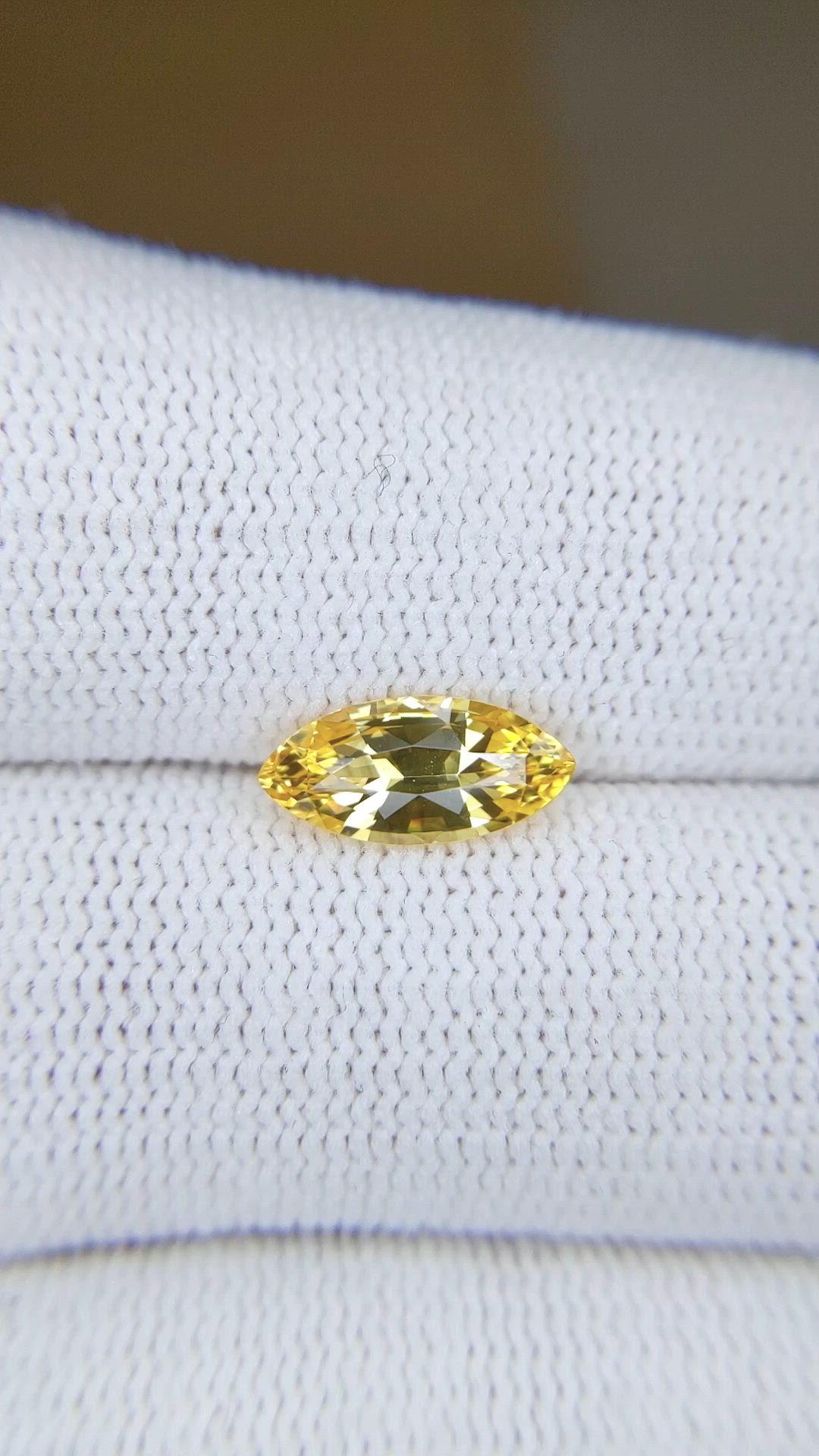 1.58 Ct. Yellow Sapphire from Ceylon (Sri Lanka) Size Video