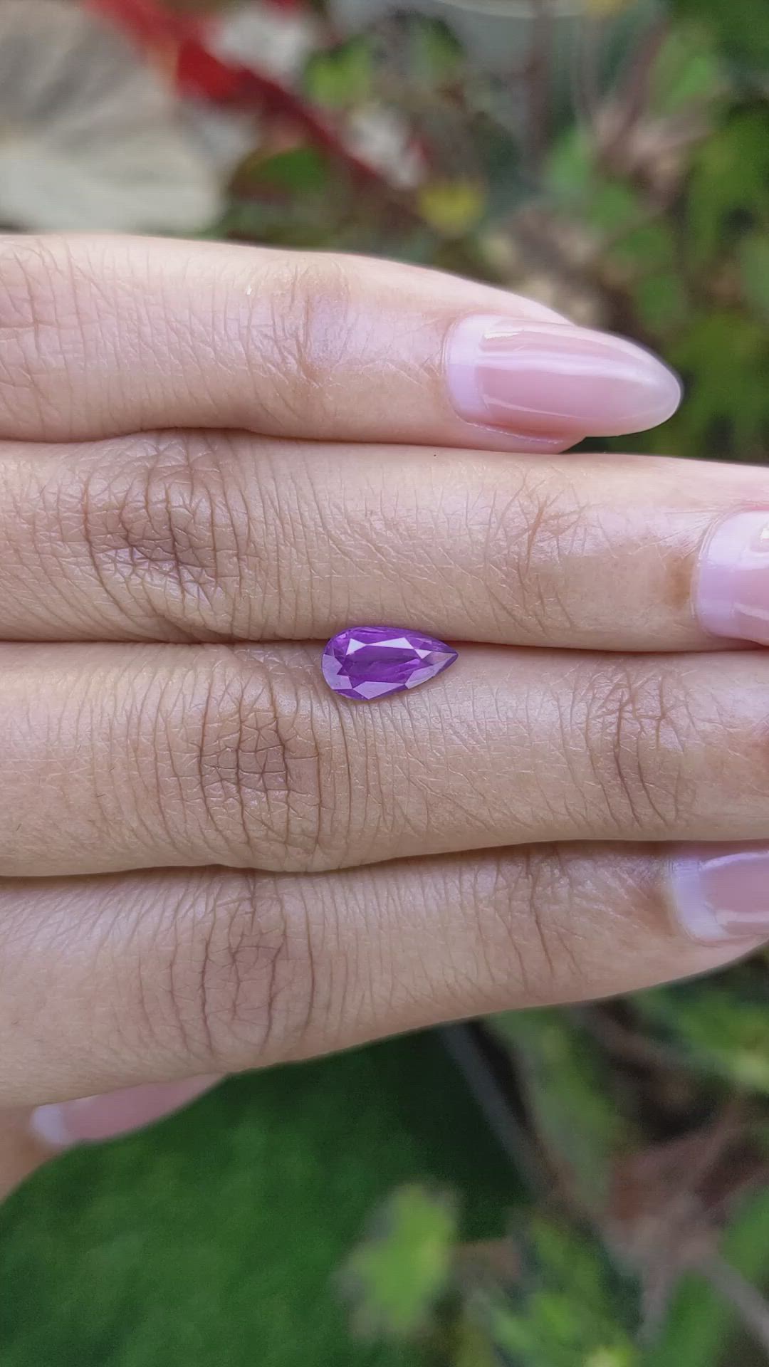 1.26 Ct. Pinkish Purple Sapphire from Ceylon (Sri Lanka) Size Video