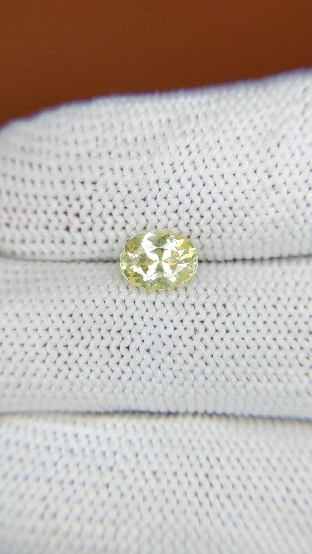 1.32 Ct. Greenish Yellow Sapphire from Ceylon (Sri Lanka) Size Video
