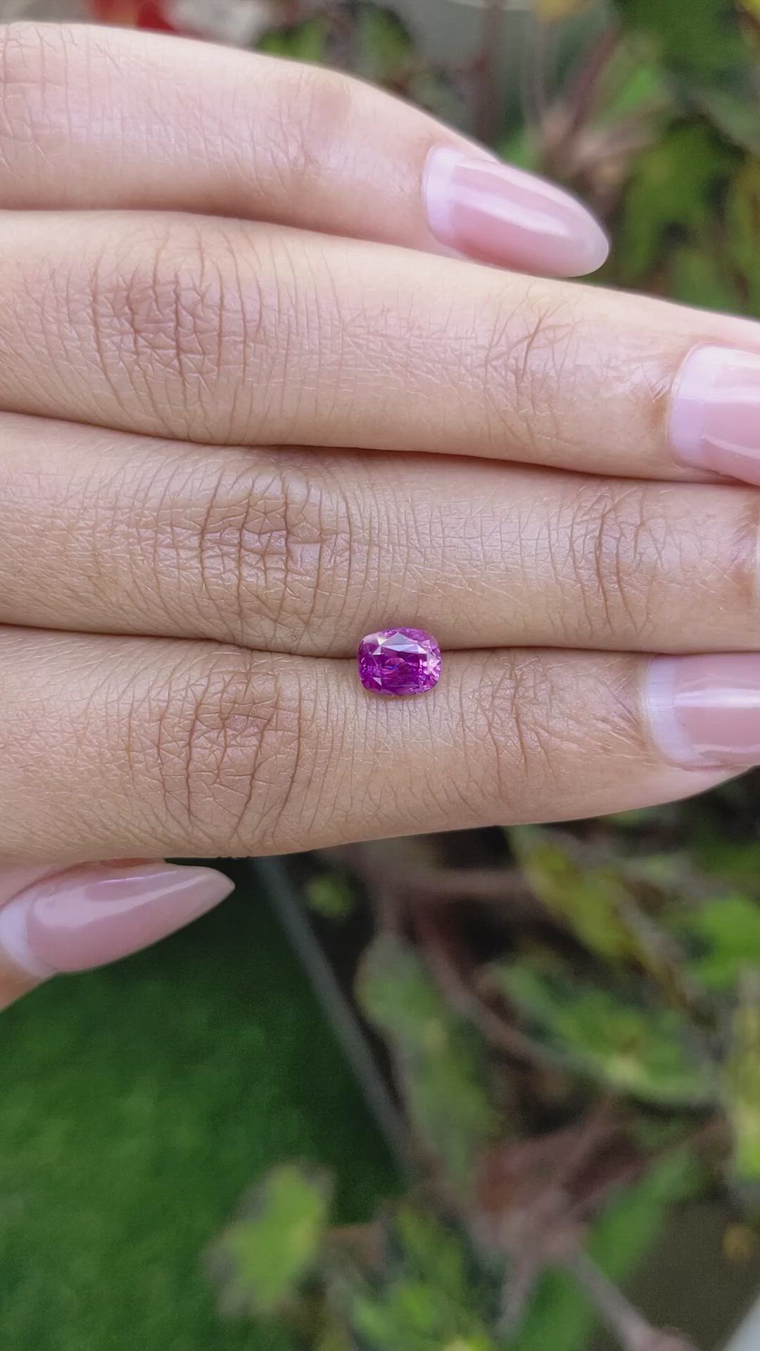 1.25 Ct. Pinkish Purple Sapphire from Ceylon (Sri Lanka) Size Video