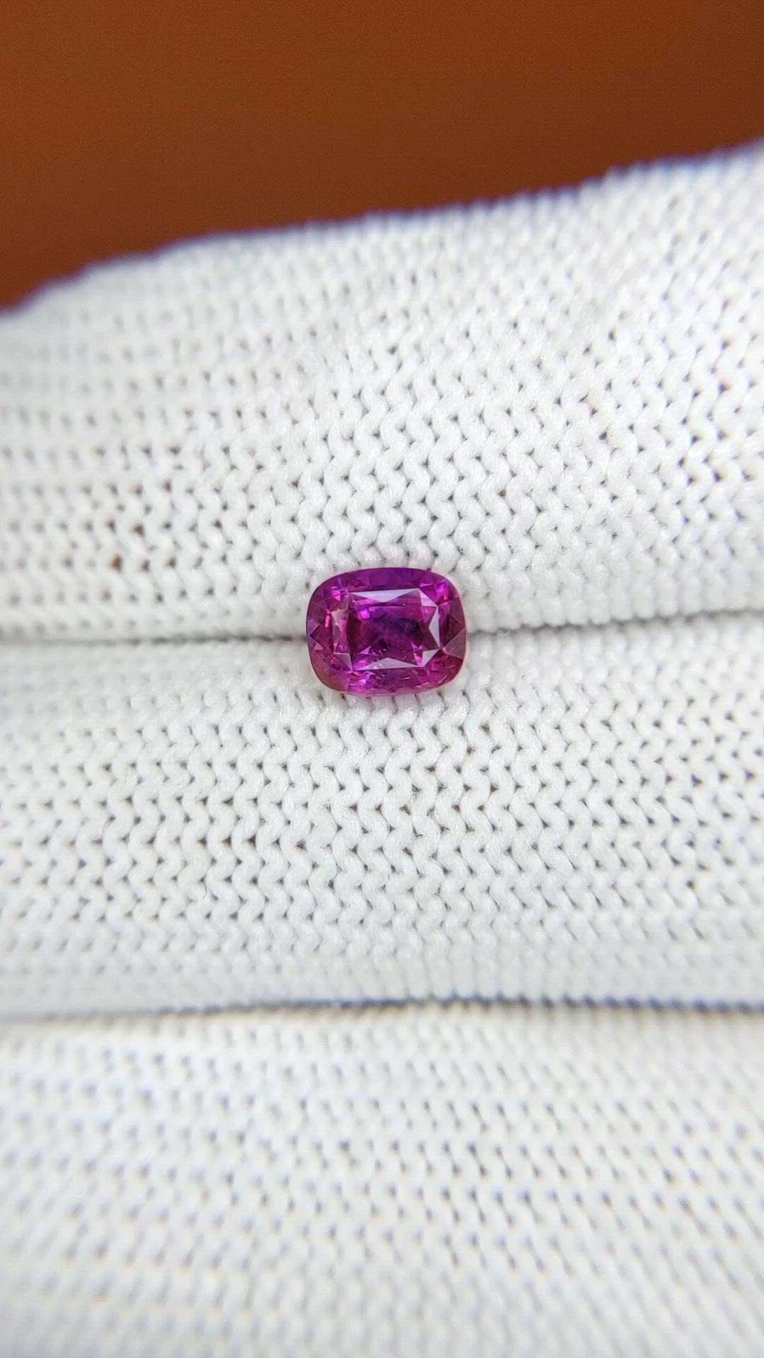 1.25 Ct. Pinkish Purple Sapphire from Ceylon (Sri Lanka) Size Video