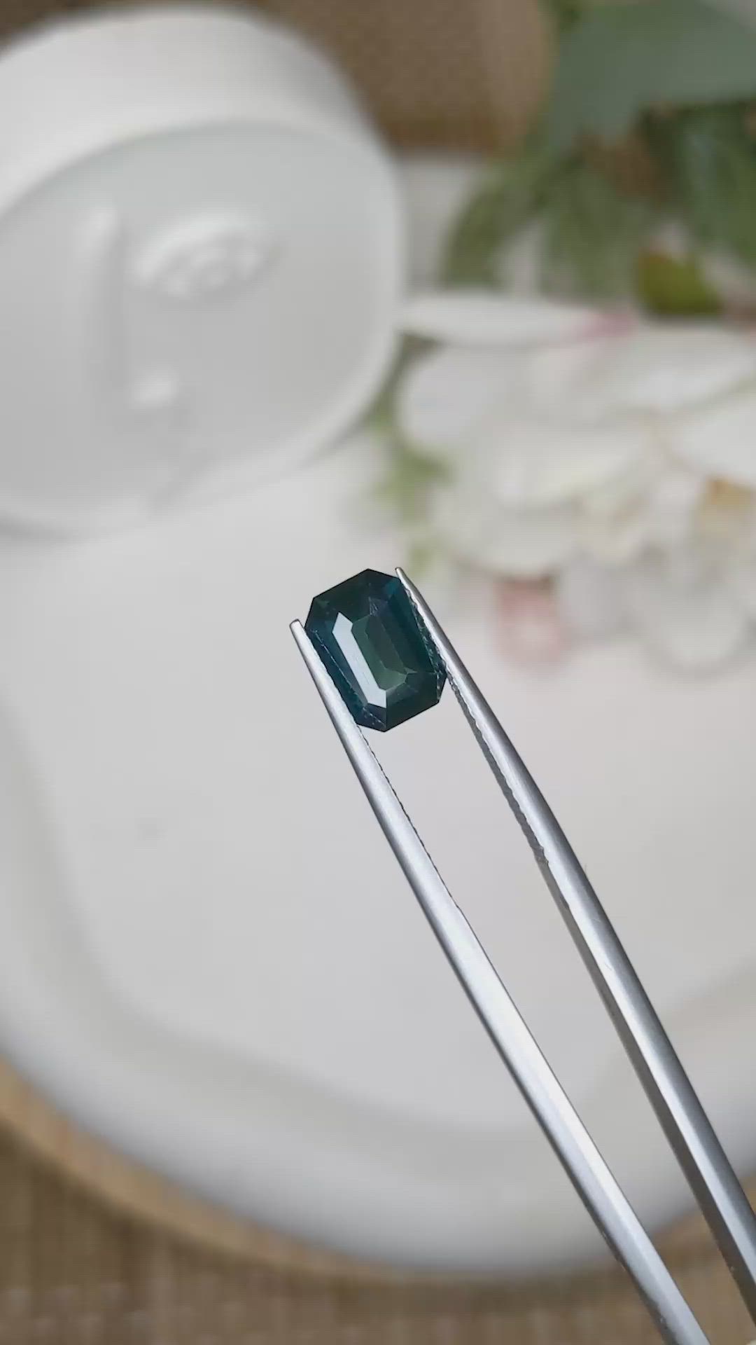 2.33 Ct. Greenish Blue Sapphire from Ceylon (Sri Lanka) Size Video