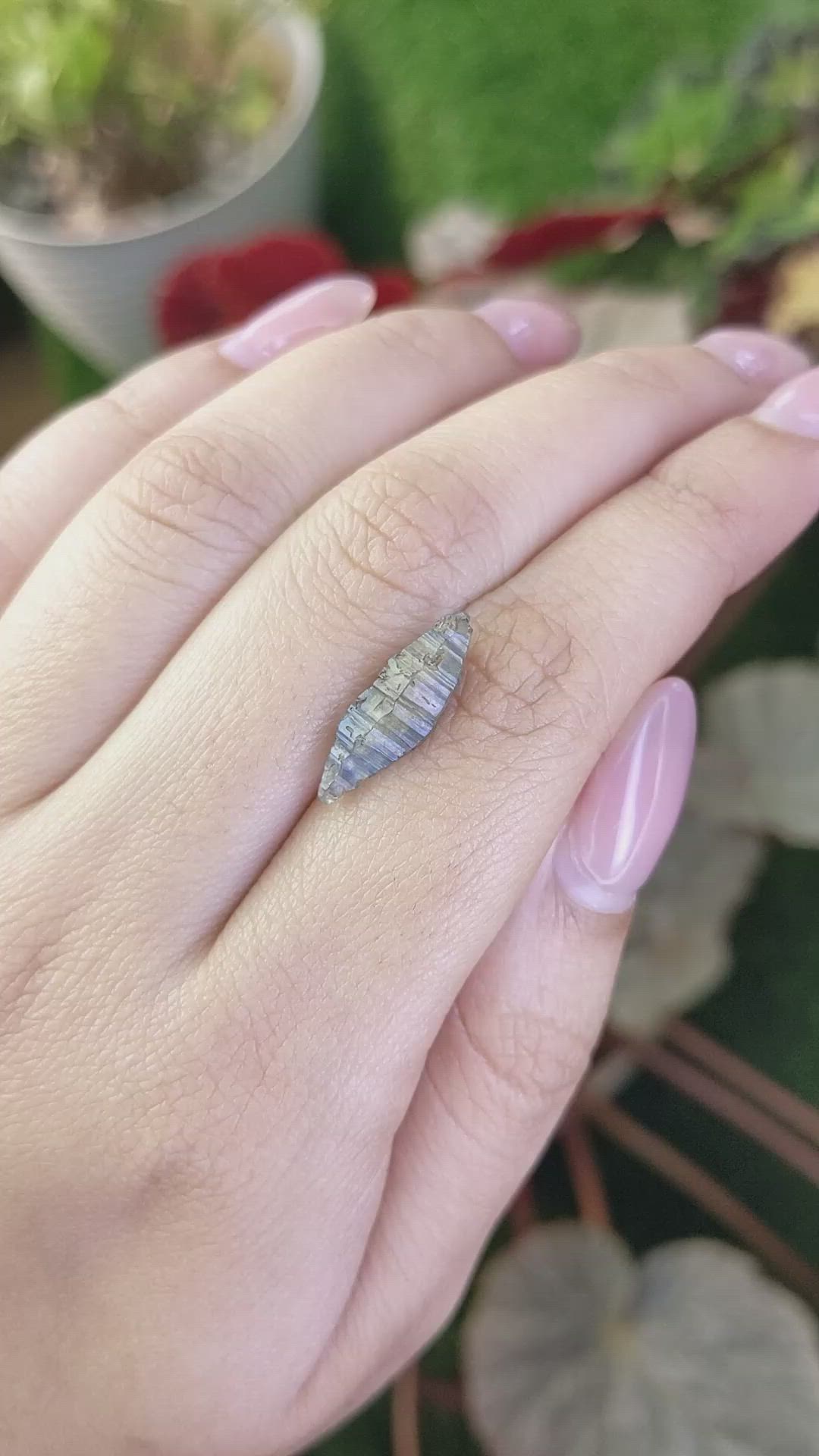 4.65 Ct. Blue Sapphire from Ceylon (Sri Lanka) Size Video