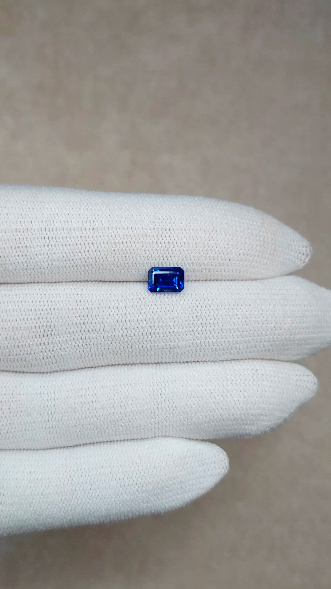 1.40 Ct. Blue Sapphire from Ceylon (Sri Lanka) Size Video