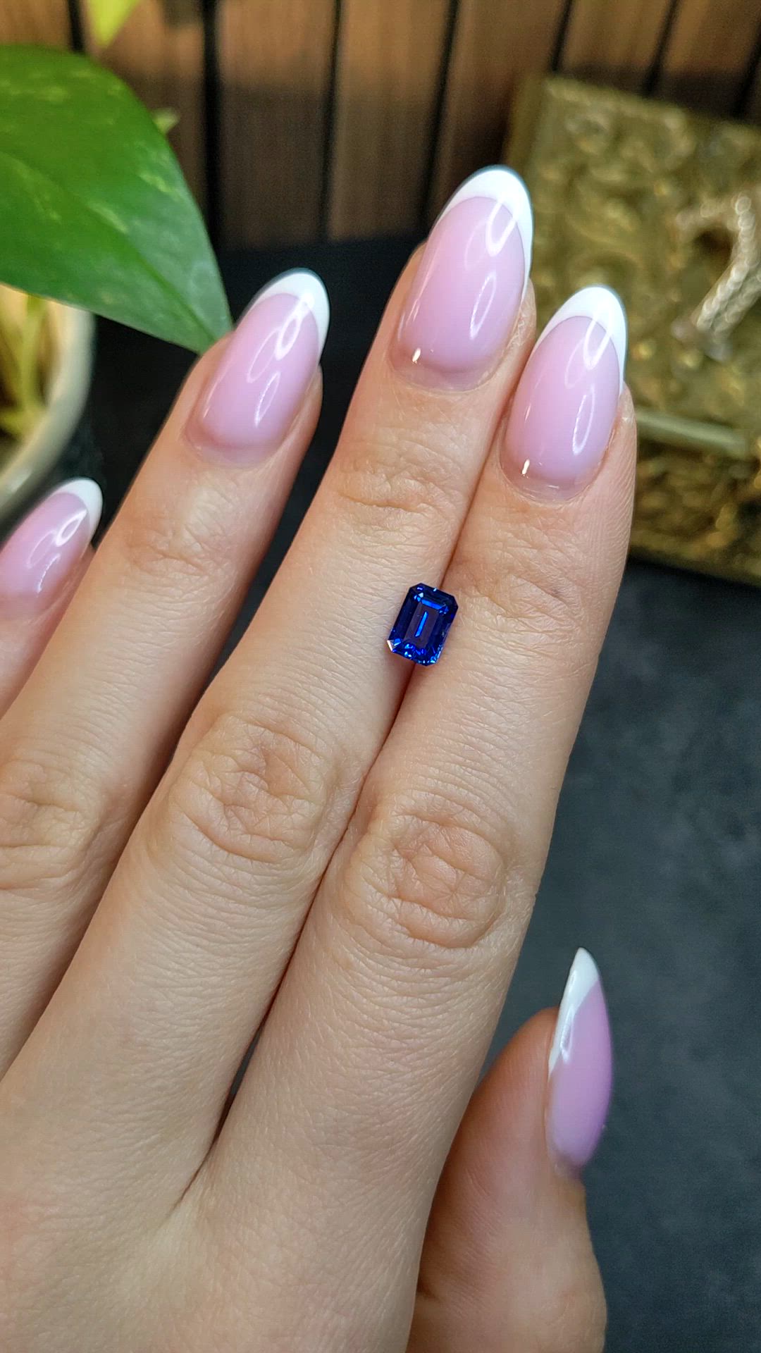 1.40 Ct. Blue Sapphire from Ceylon (Sri Lanka) Size Video
