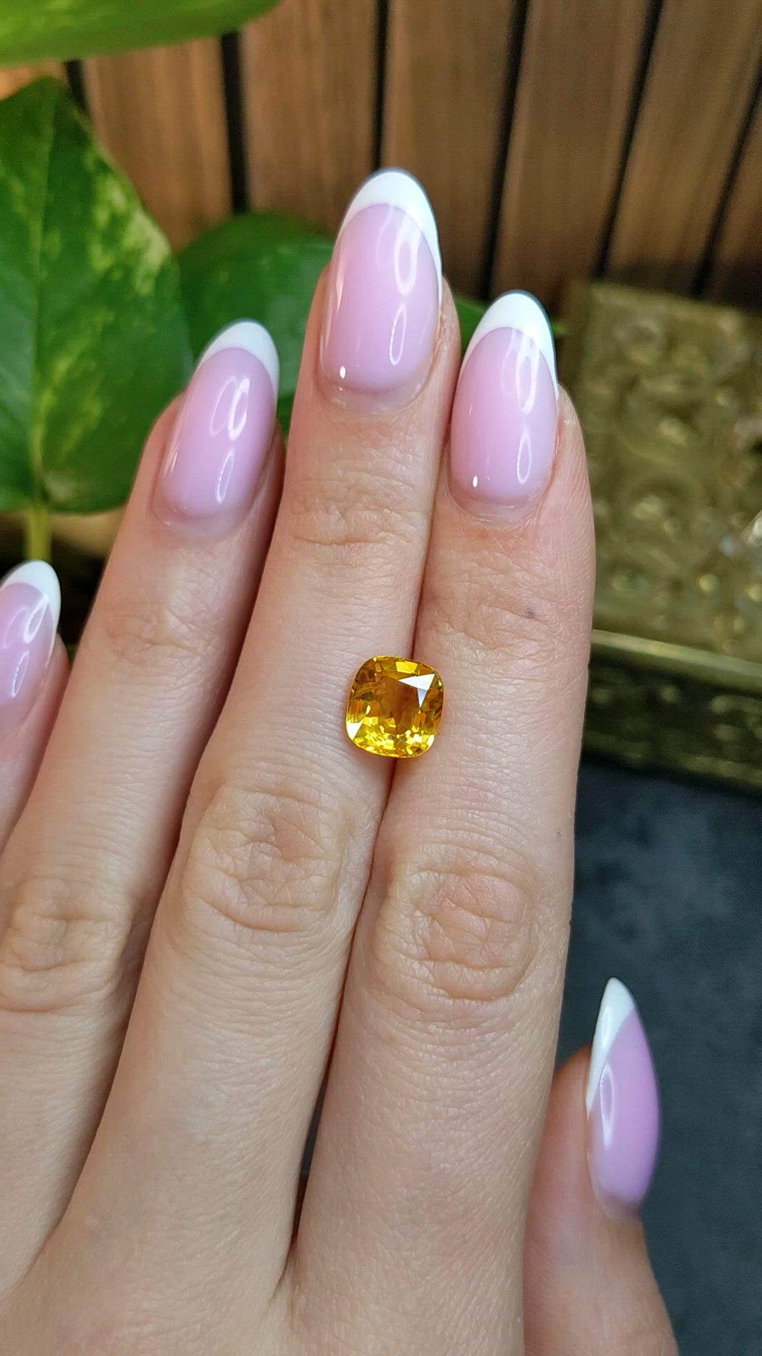 4.02 Ct. Orangish Yellow Sapphire from Ceylon (Sri Lanka) Size Video
