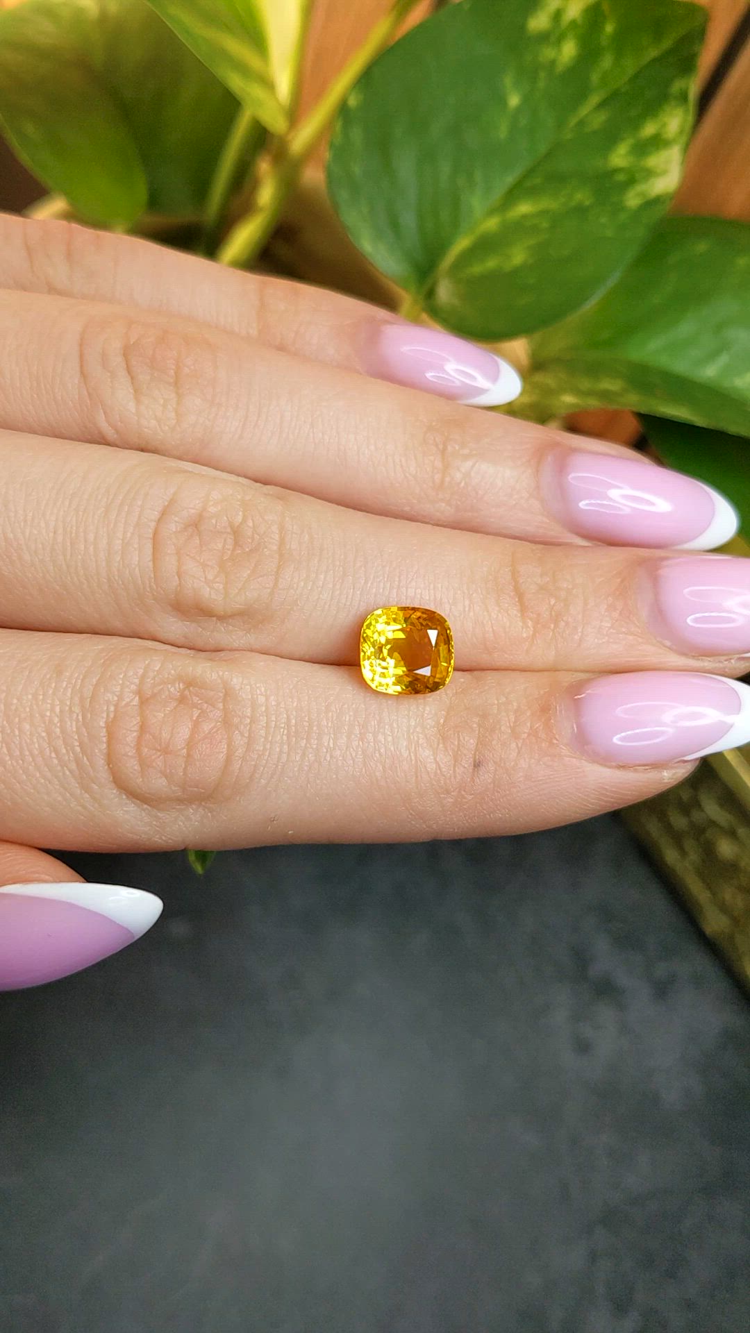 4.02 Ct. Orangish Yellow Sapphire from Ceylon (Sri Lanka) Size Video