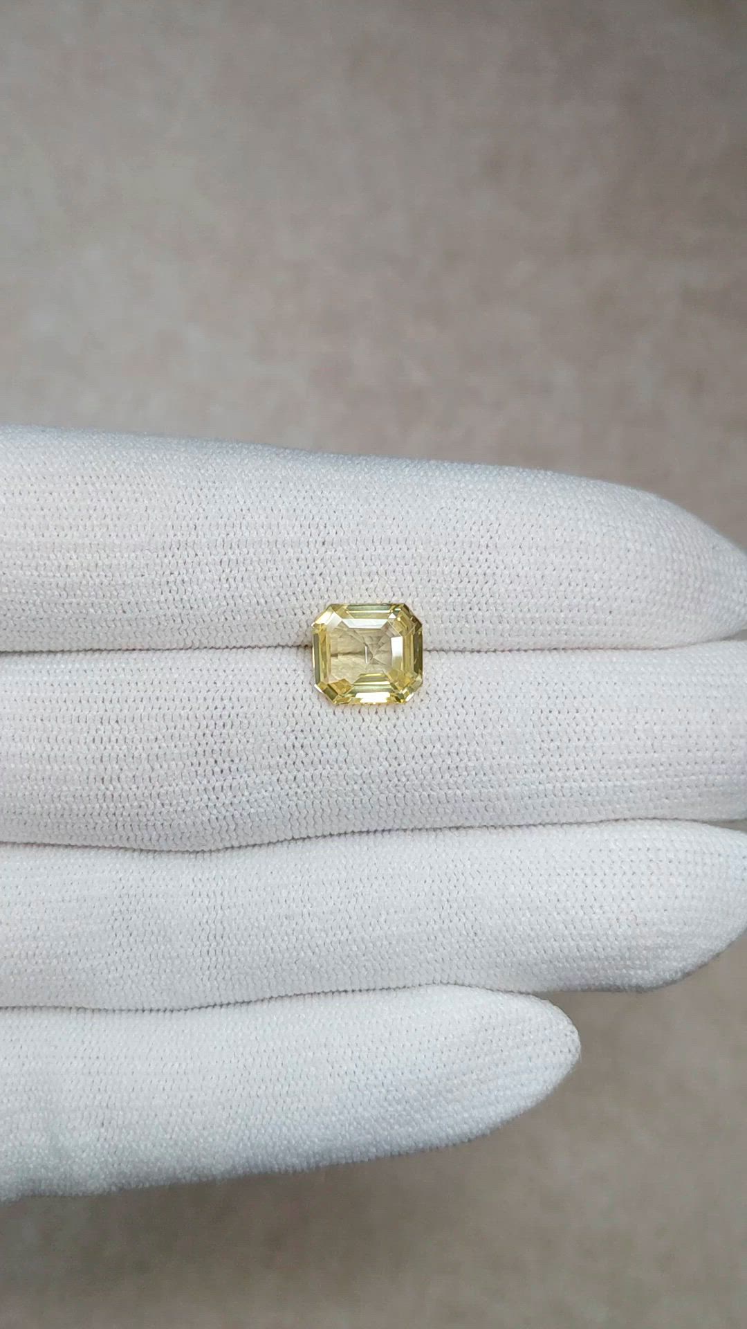 4.51 Ct. Yellow Sapphire from Ceylon (Sri Lanka) Size Video