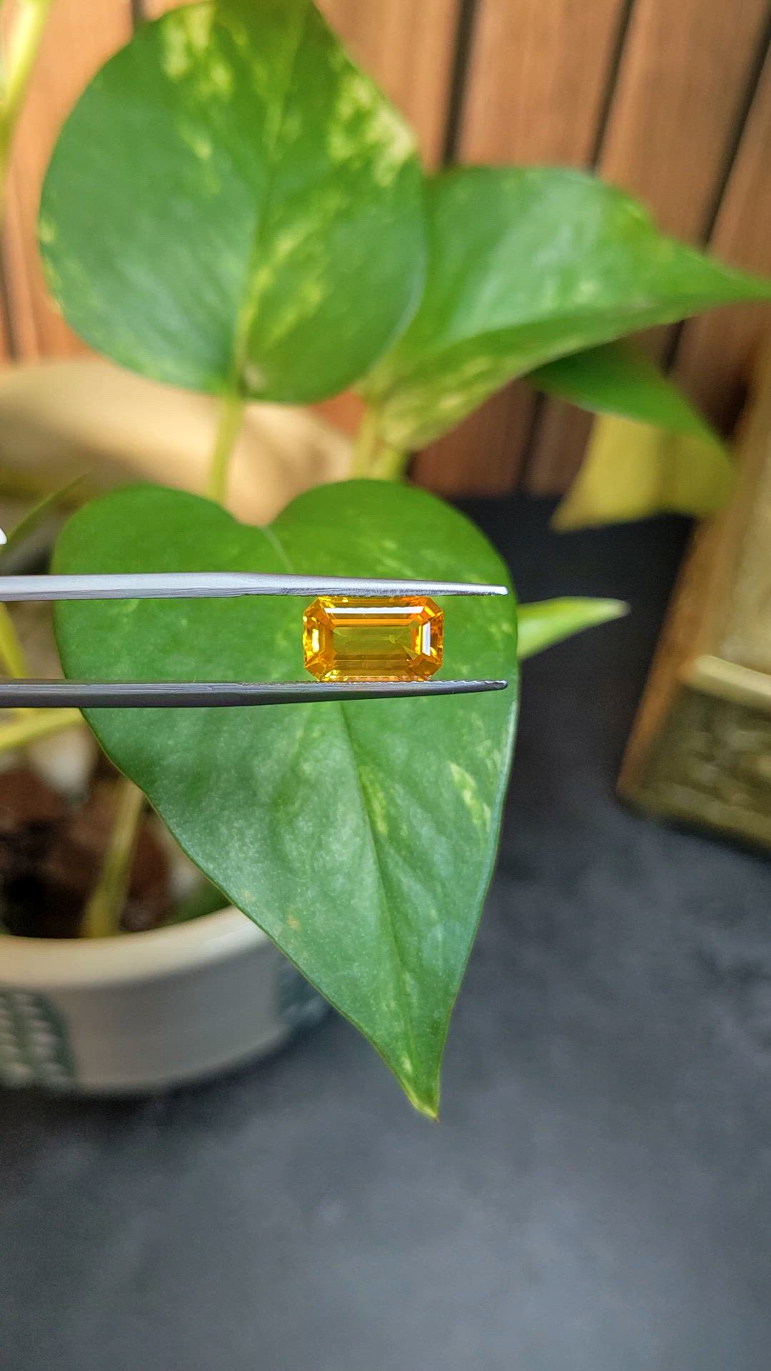 2.93 Ct. Orangish Yellow Sapphire from Ceylon (Sri Lanka) Size Video