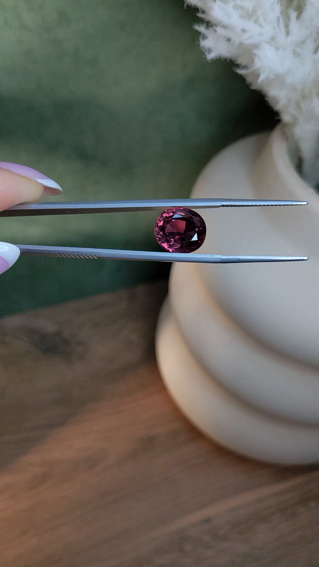 6.85 Ct. Pinkish Brown Sapphire from Ceylon (Sri Lanka) Size Video