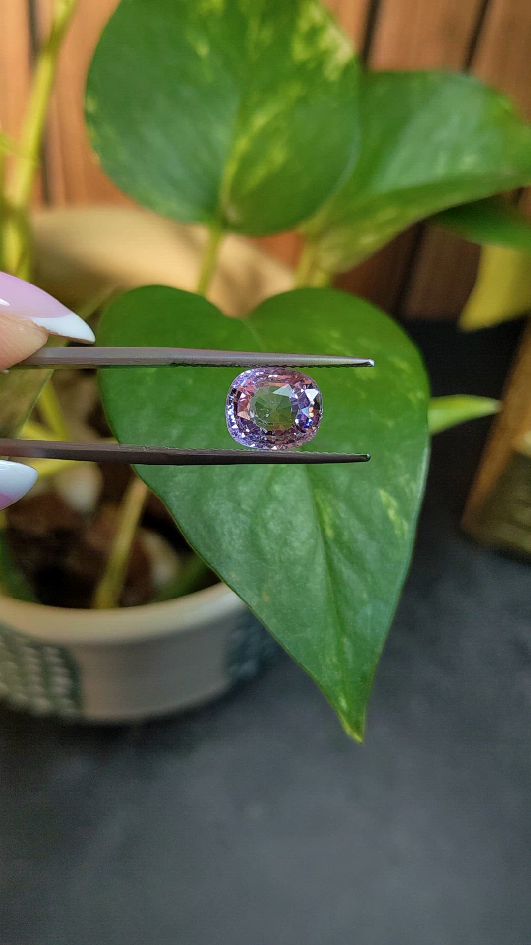 3.53 Ct. Purplish Pink Sapphire from Ceylon (Sri Lanka) Size Video