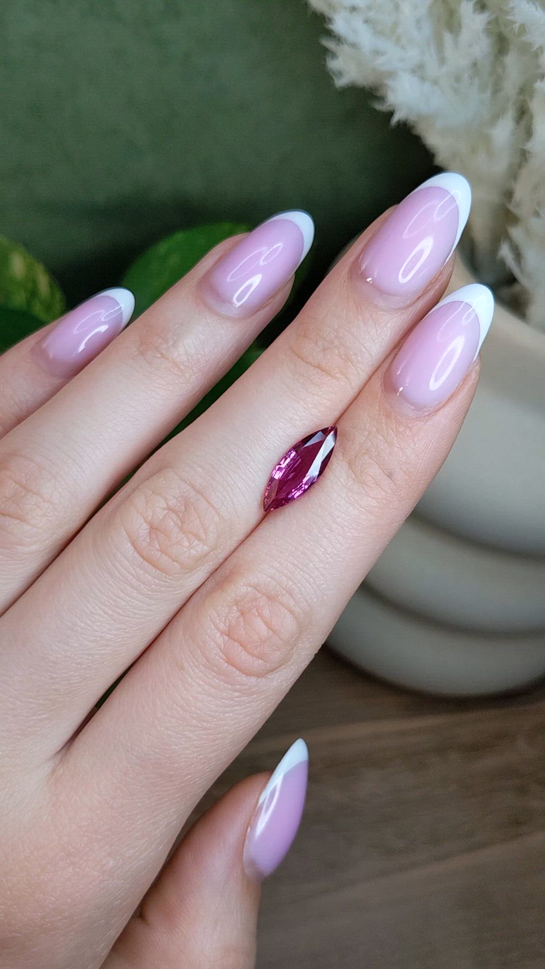 2.93 Ct. Pink Sapphire from Ceylon (Sri Lanka) Size Video