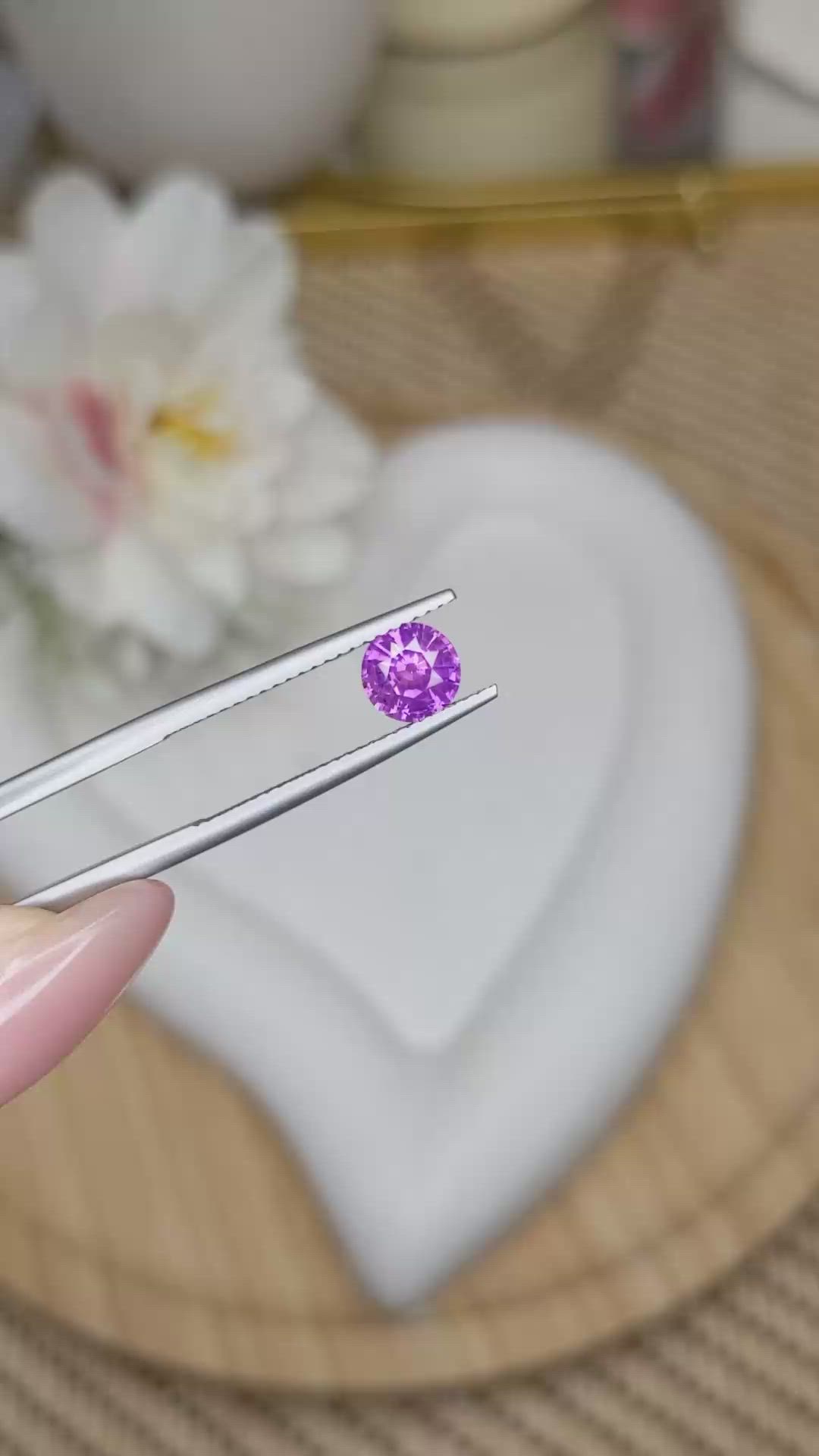 1.06 Ct. Pinkish Purple Sapphire from Ceylon (Sri Lanka) Size Video
