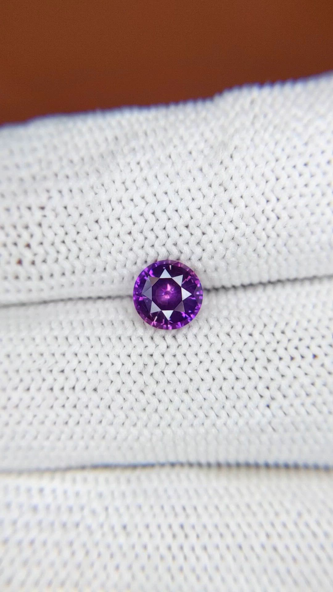 1.06 Ct. Pinkish Purple Sapphire from Ceylon (Sri Lanka) Size Video